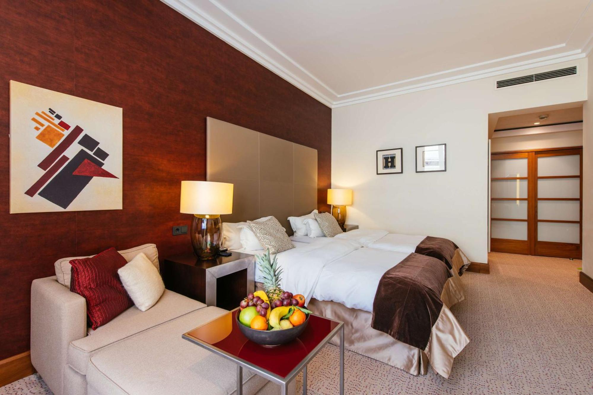 Premium Room