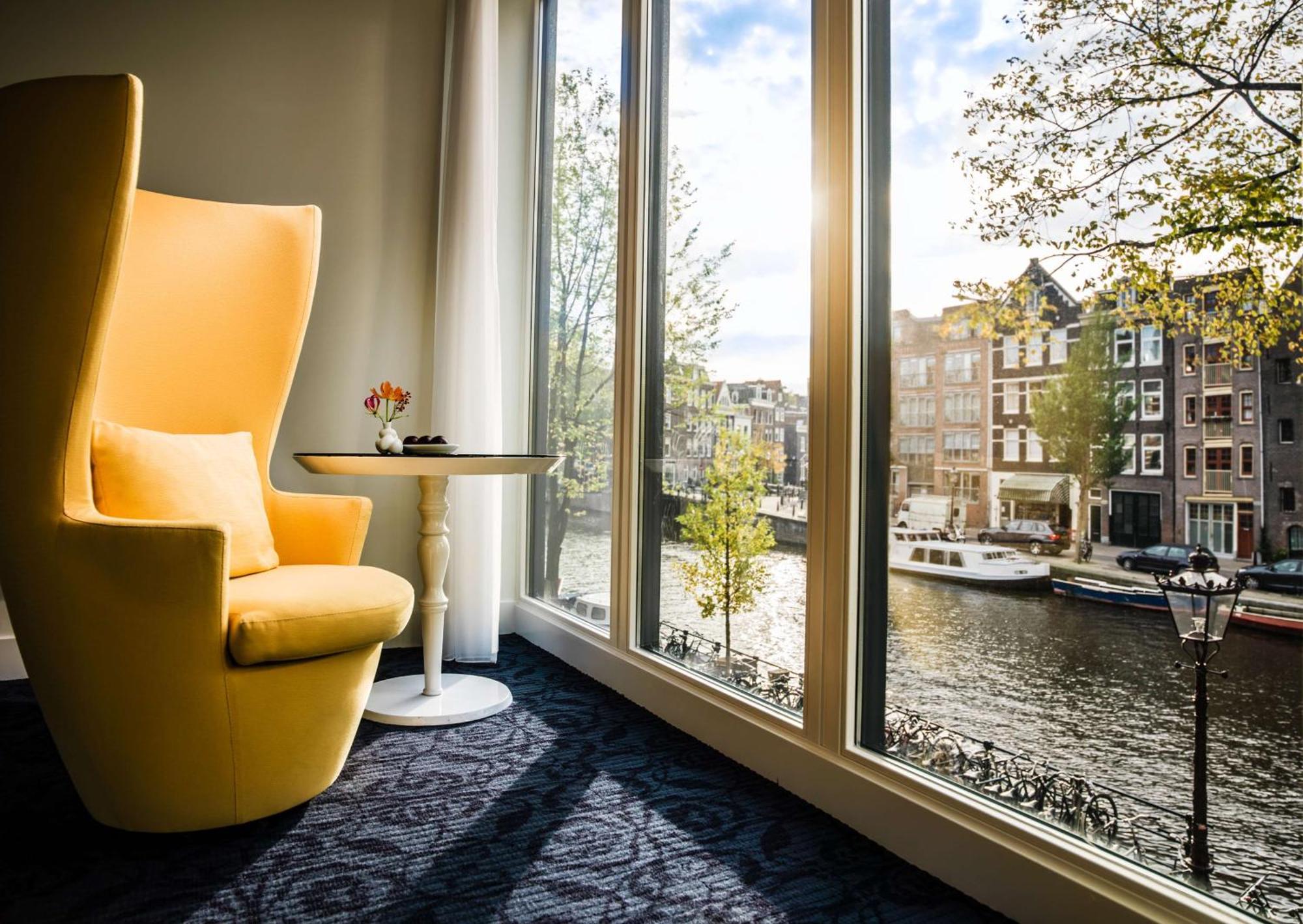 Chambre Lit King-Size - Vue sur le Canal