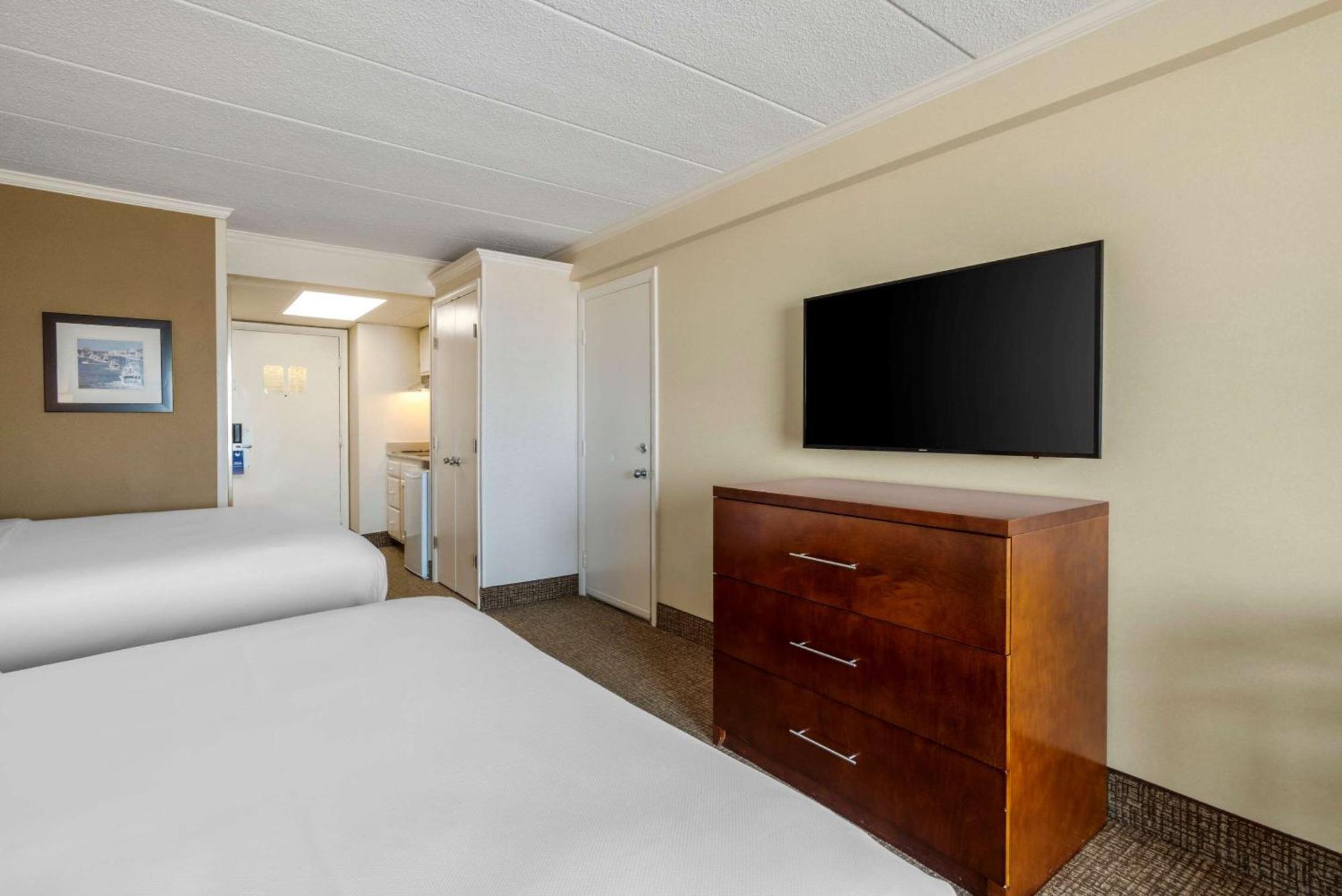 Two Queen Beds City View