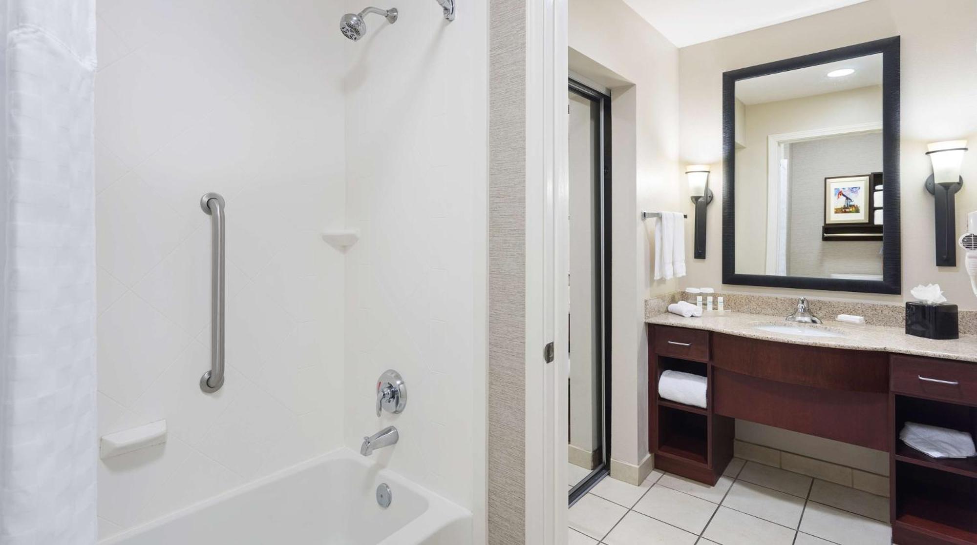 Two Bedroom King Suite Non-Smoking