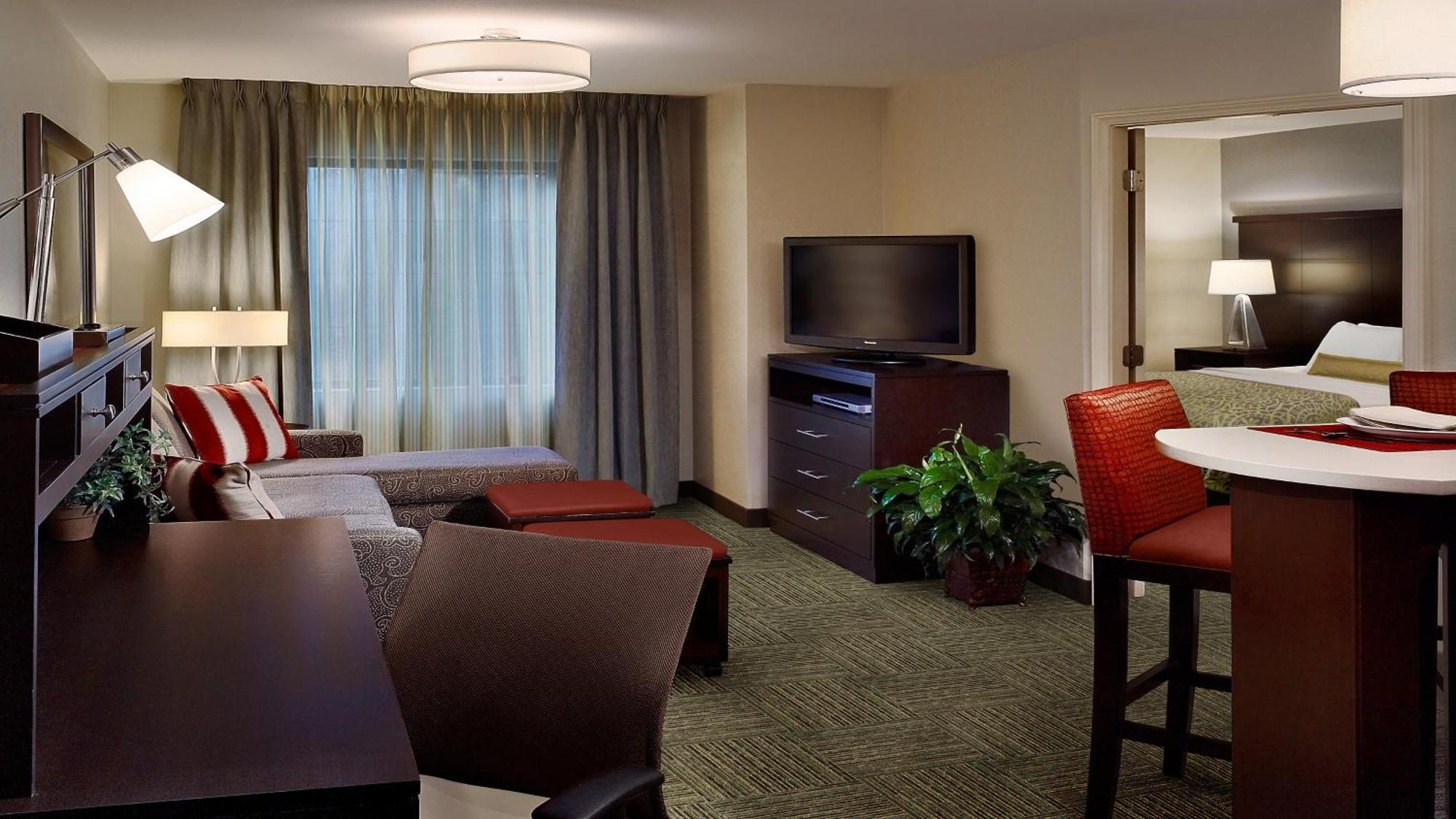 One-Bedroom Suite Two Queen Beds