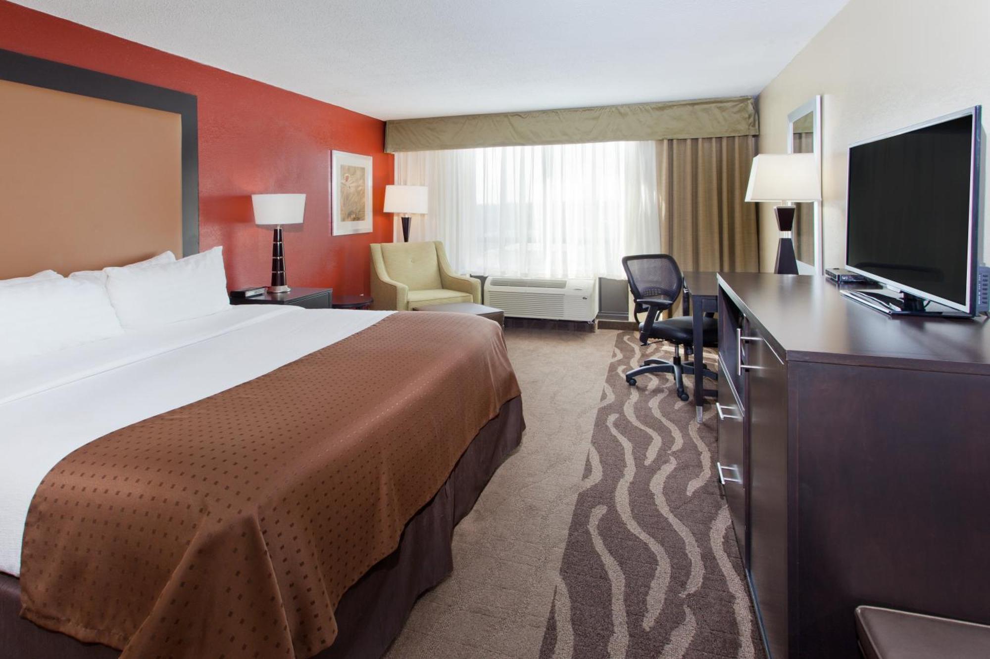 Standard King Room