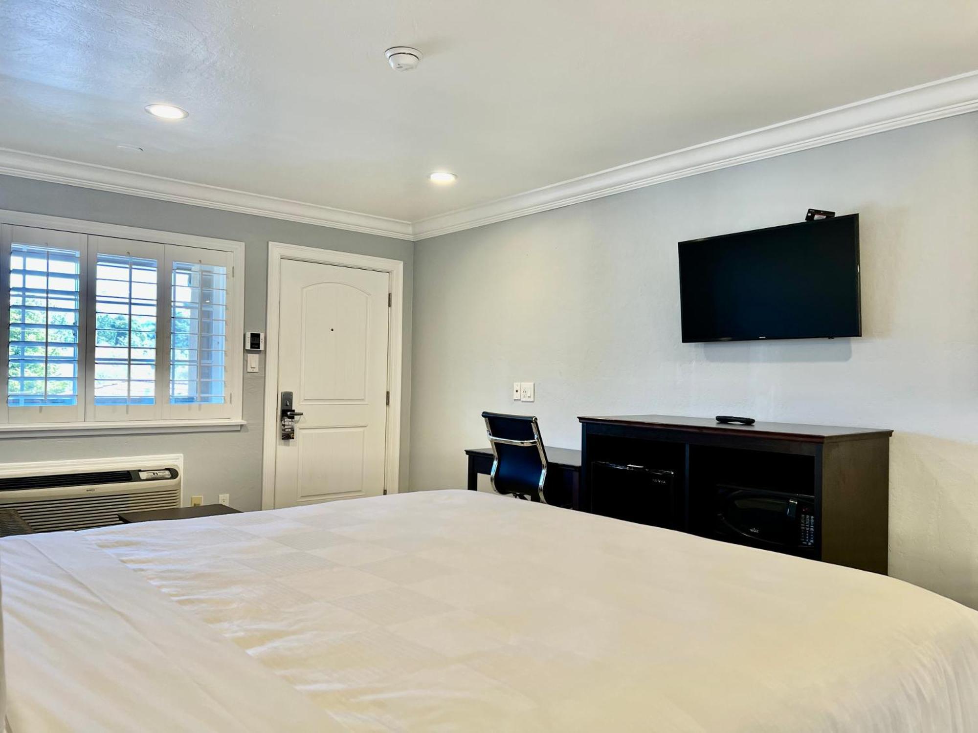King Studio Suite Non-Smoking