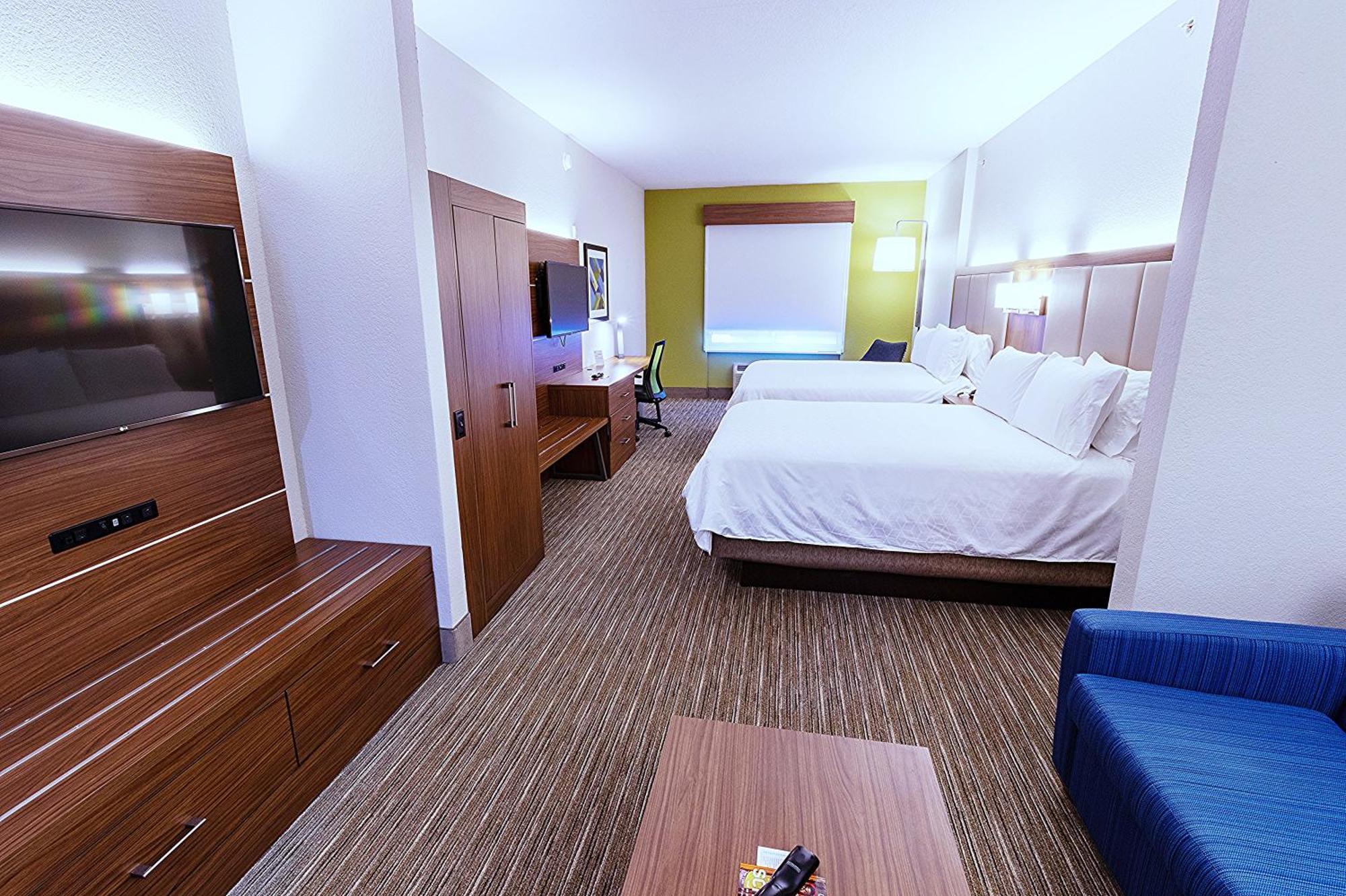 Suite with Two Queen Beds