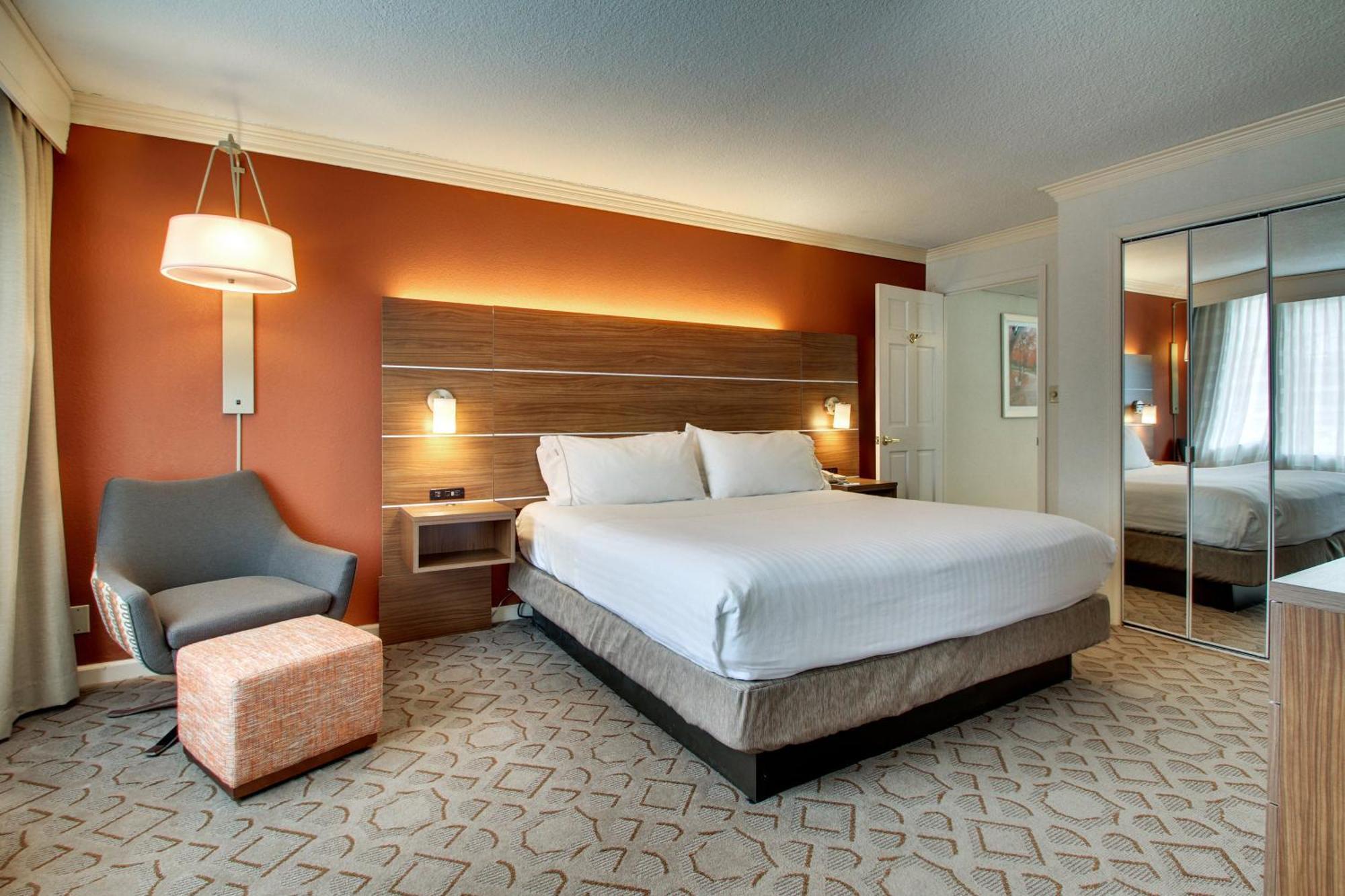 One-Bedroom Suite