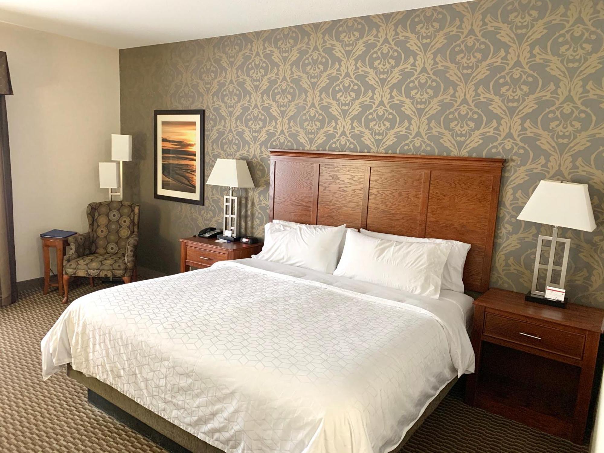 Standard King Room