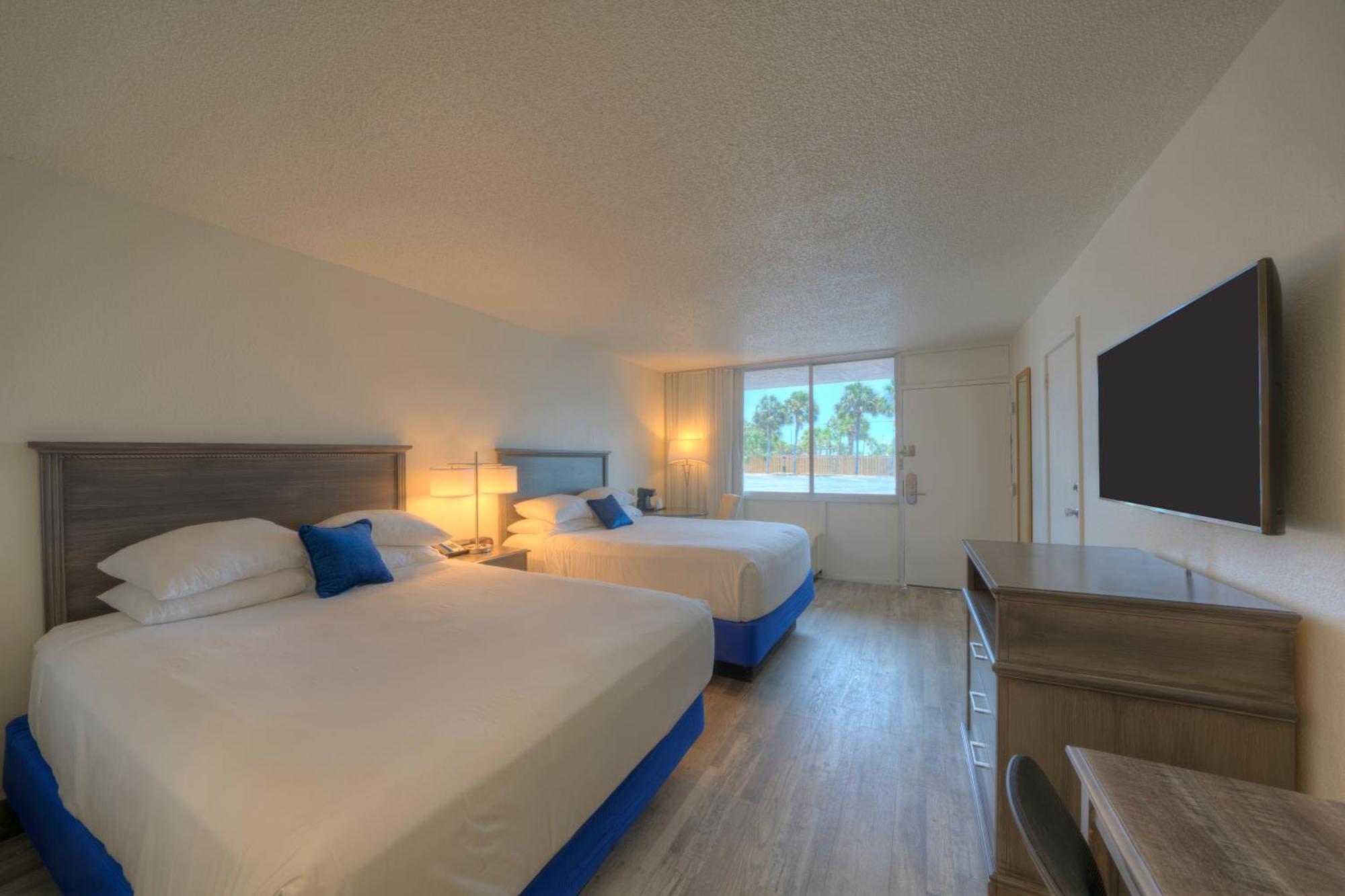 Queen Room Two Queen Beds