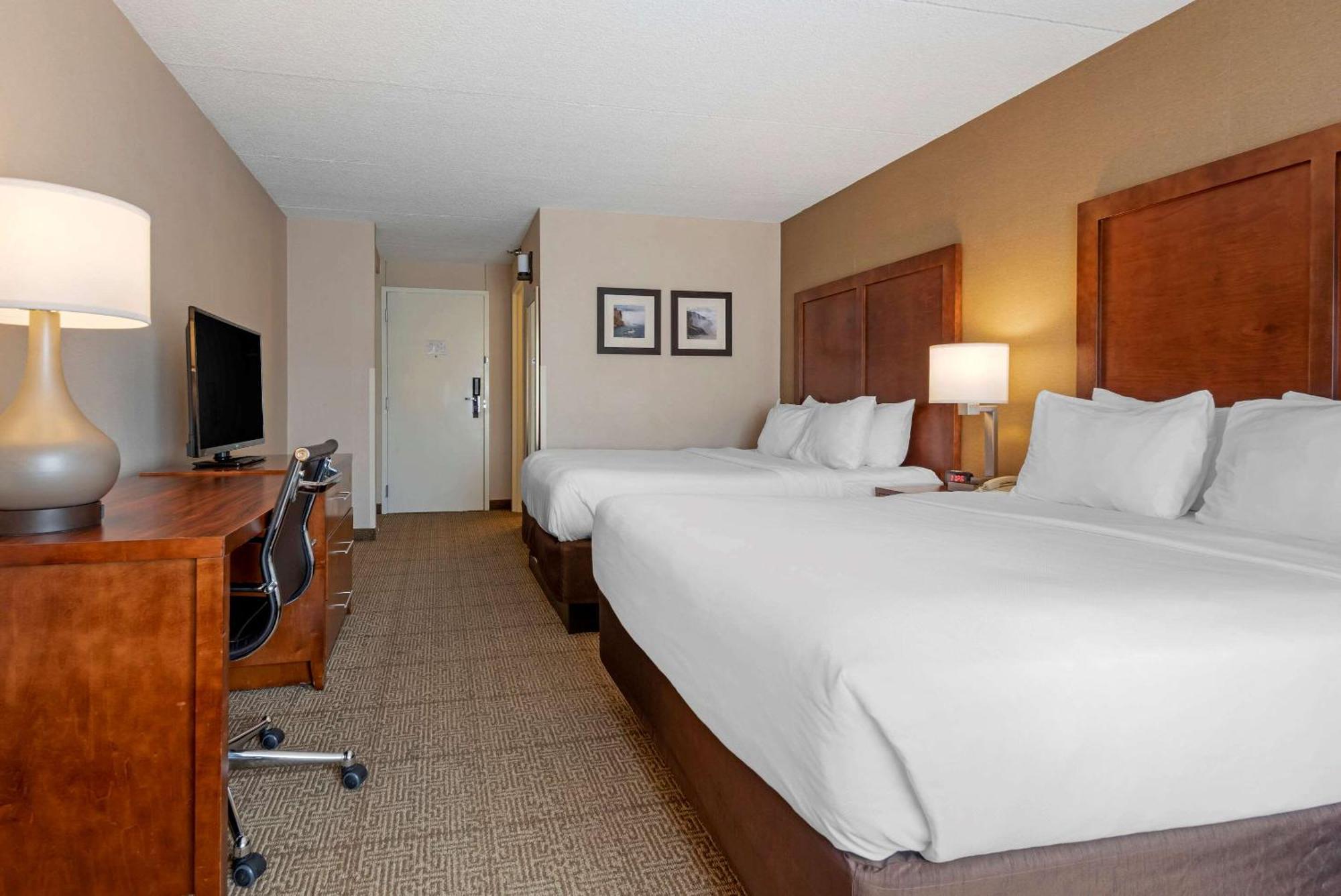 Queen Room Two Queen Beds