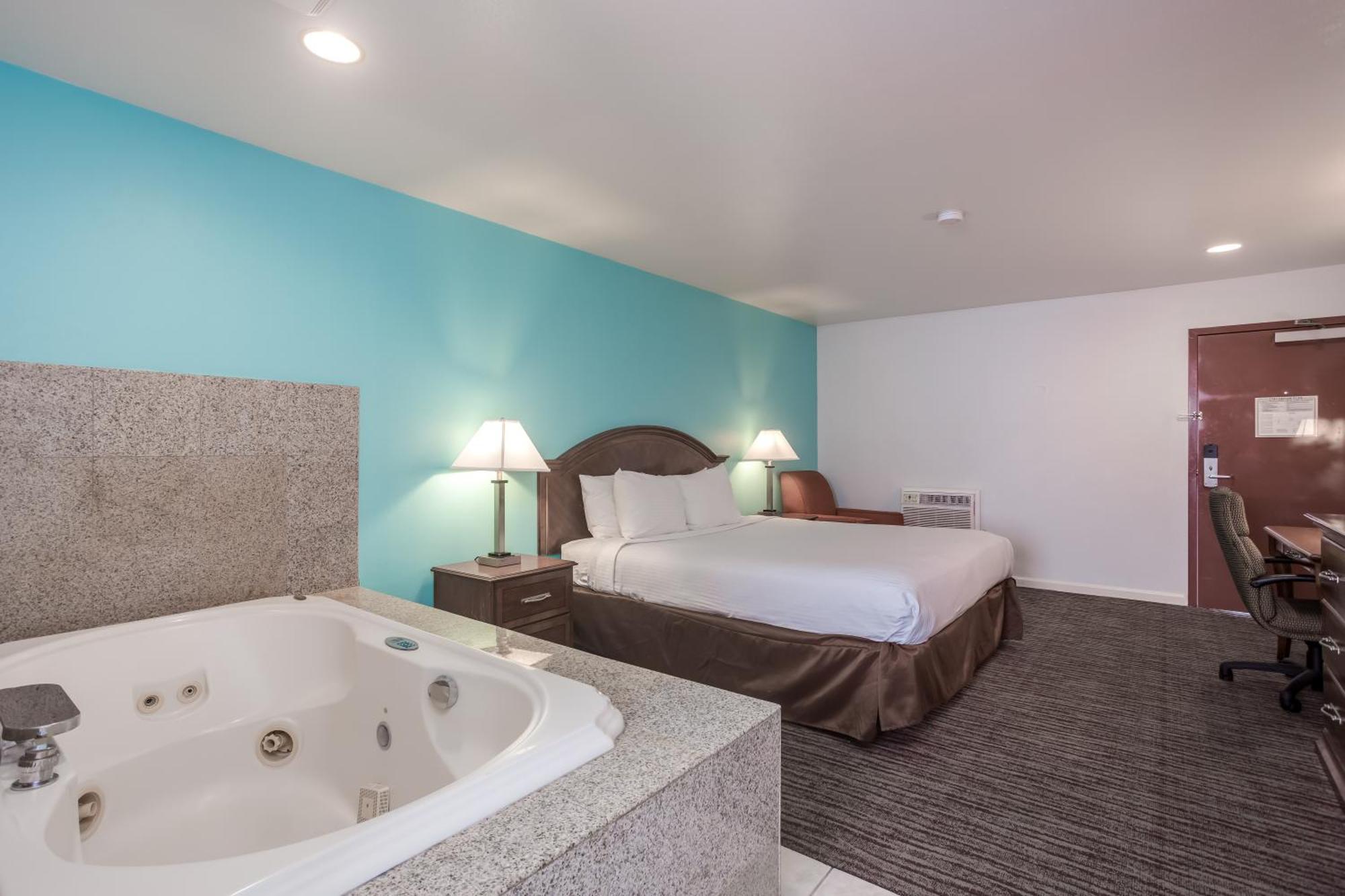 Standard King Room