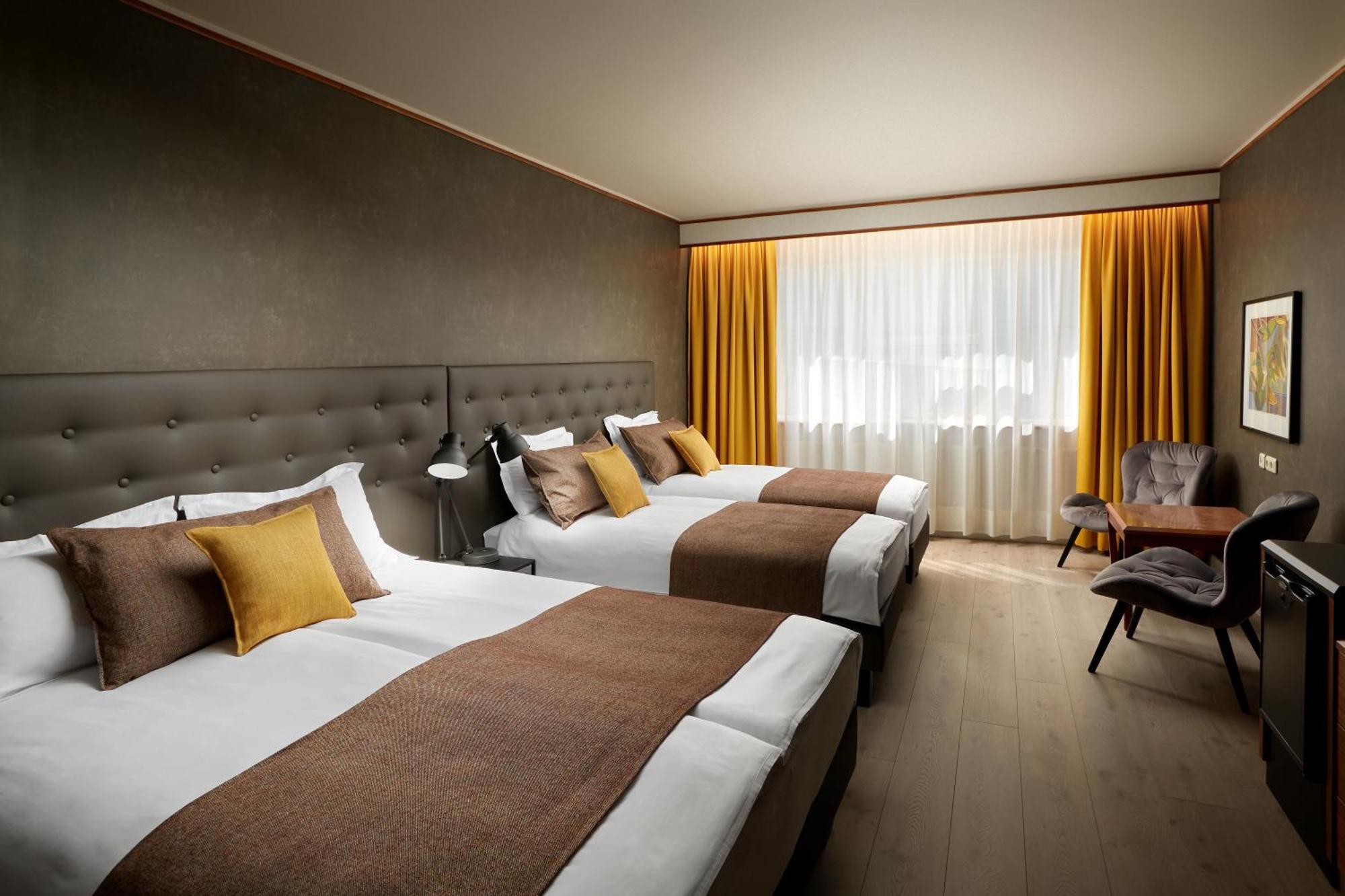 Chambre Lits Jumeaux Supérieure - Accès Gratuit au Spa