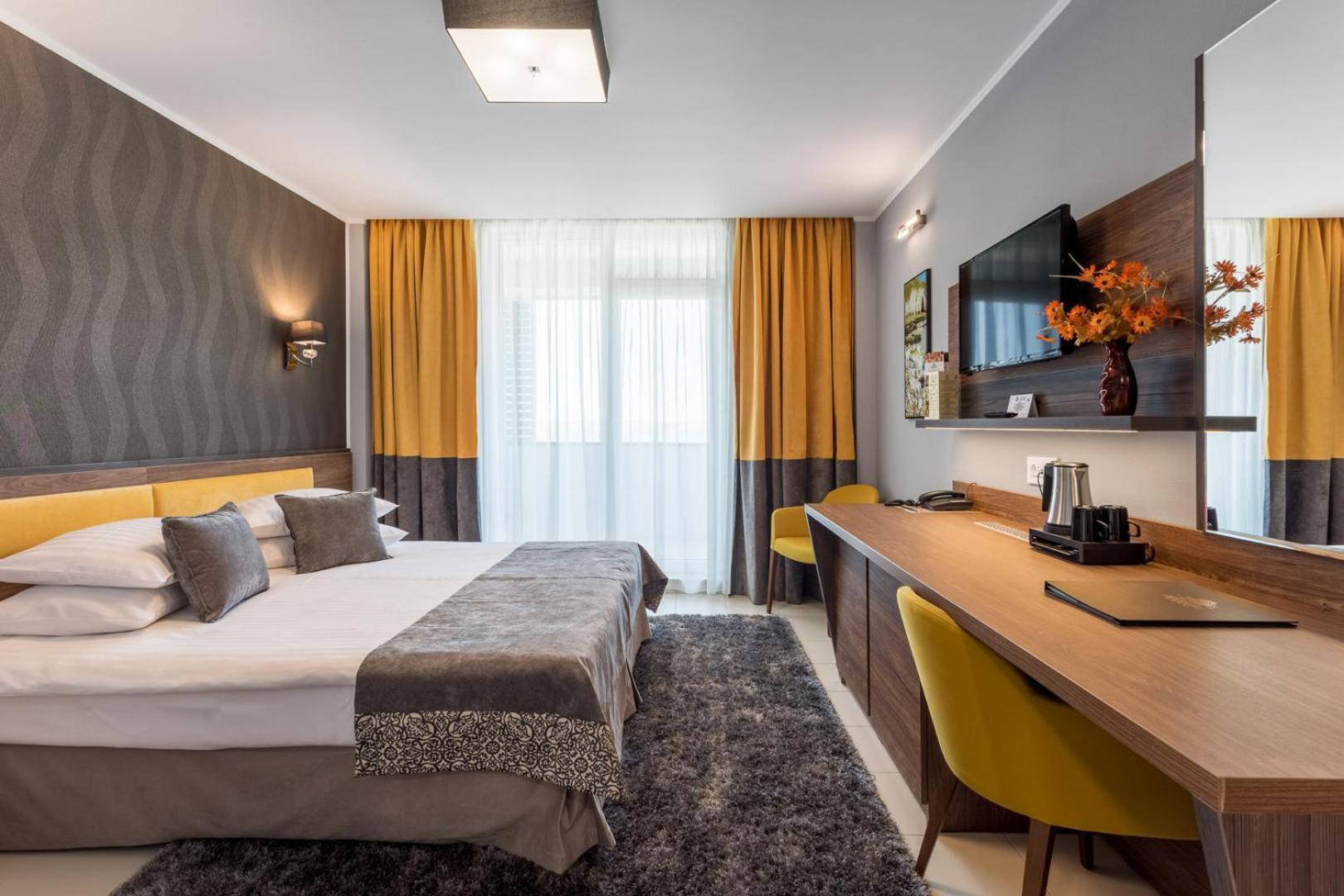 Double Room Lake View