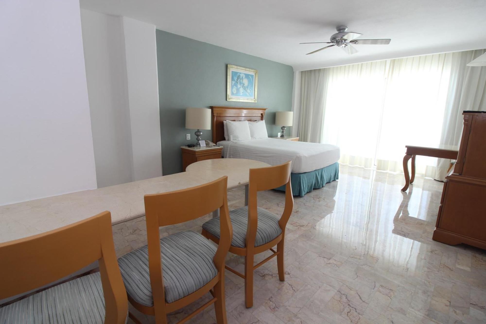 Queen Room Sea View