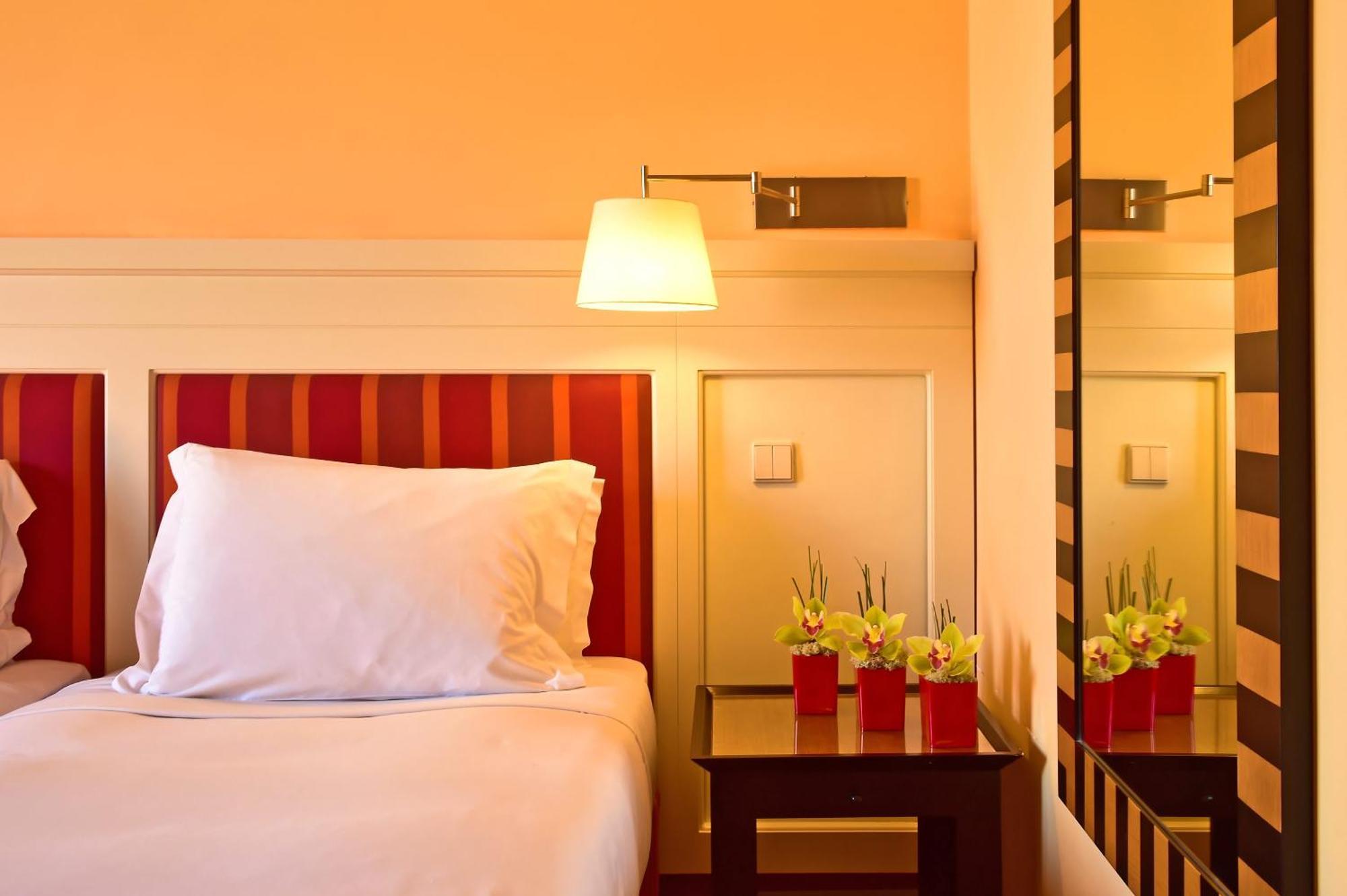 Double or Twin Room Garden View