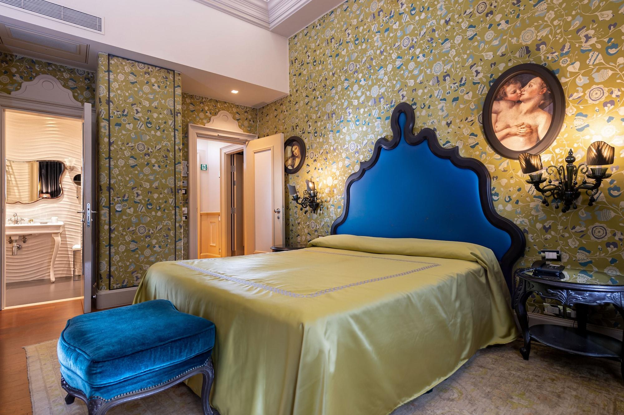 Suite Canal View