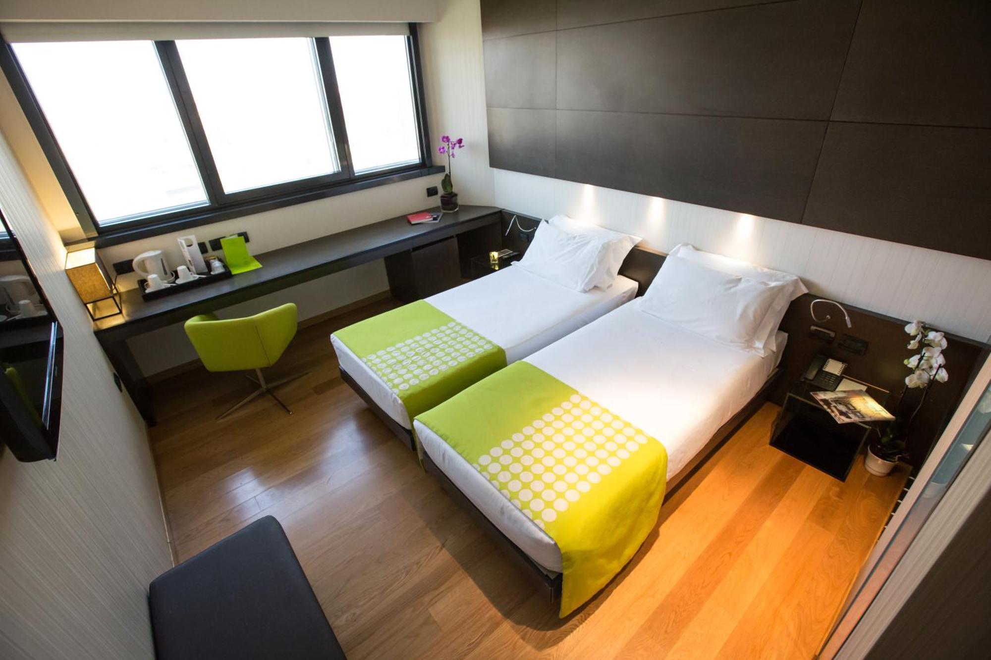 Standard Twin Room Non-Smoking