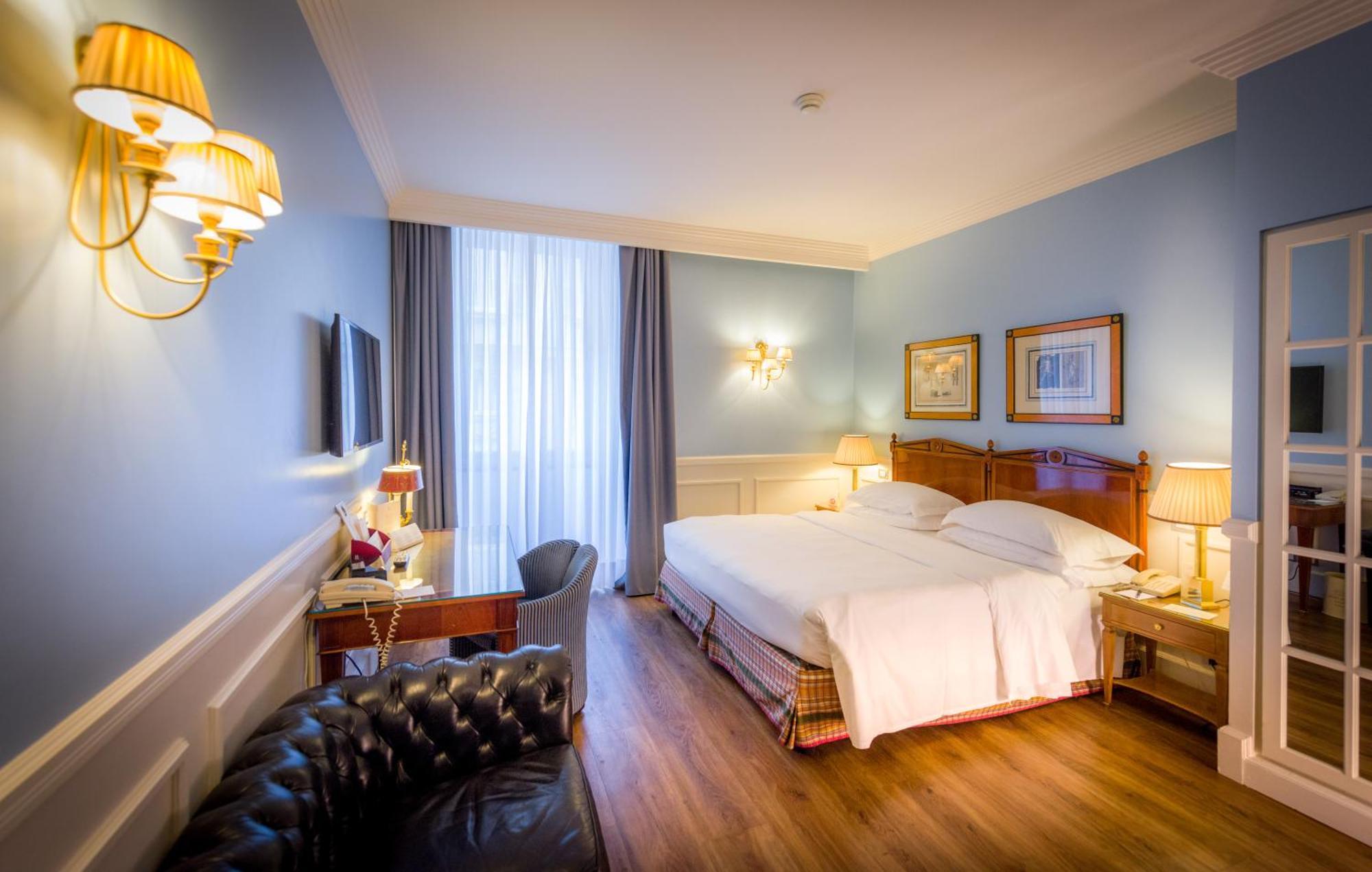 Classic Double Room