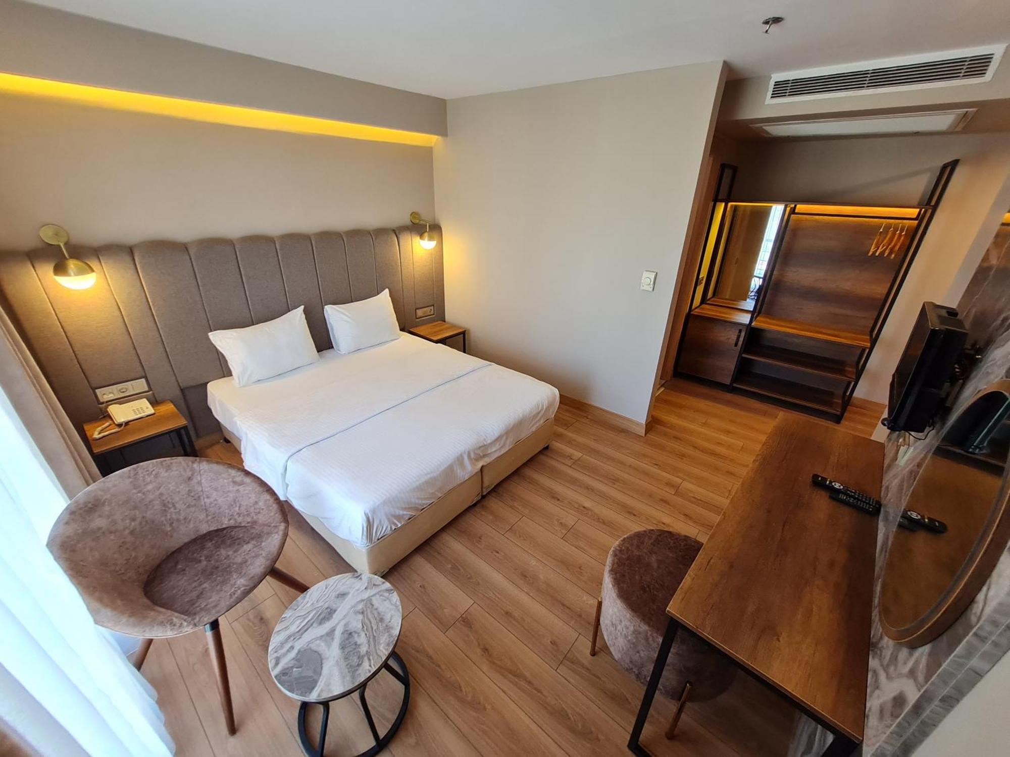 Superior Double or Twin Room