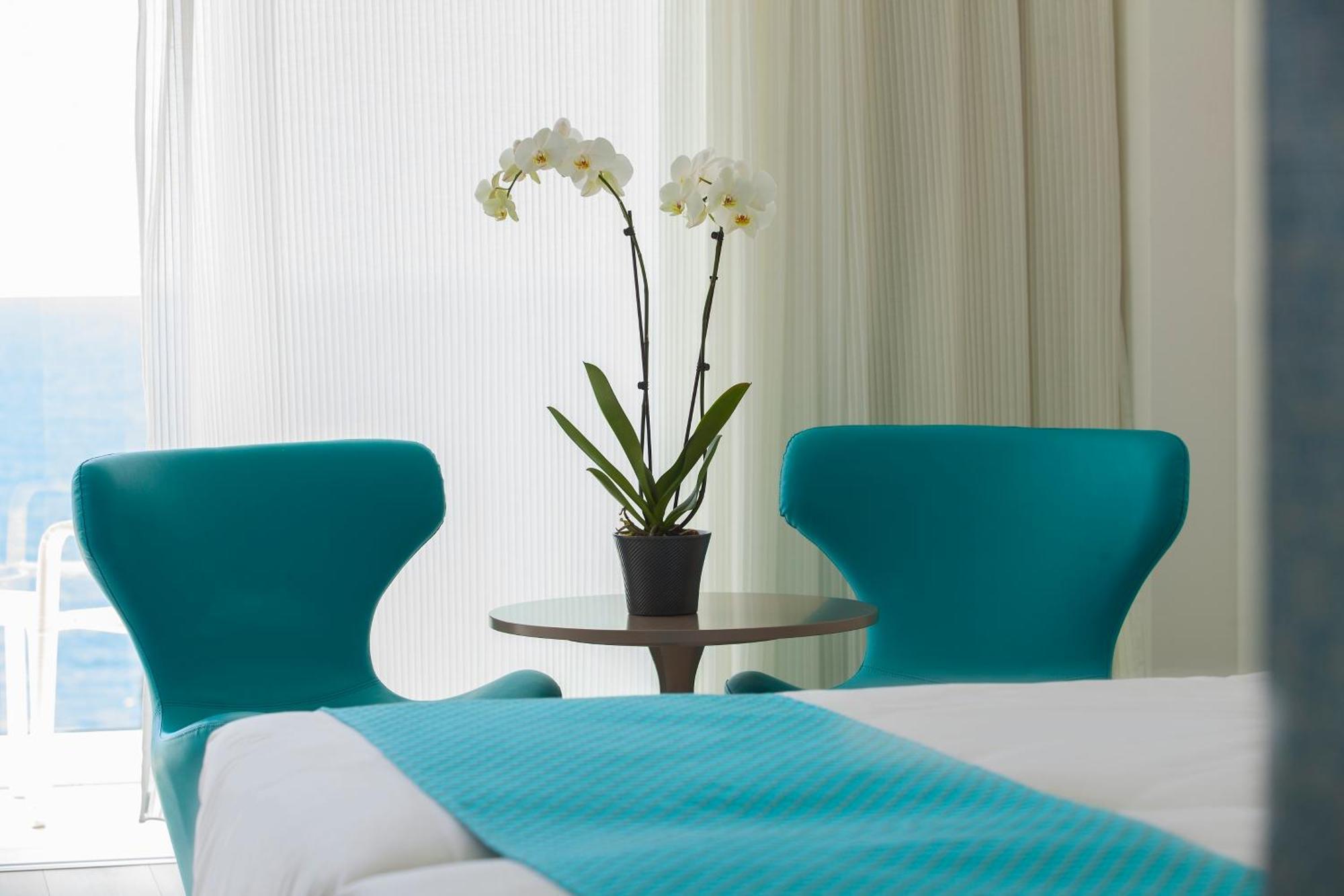 Superior Room Land View