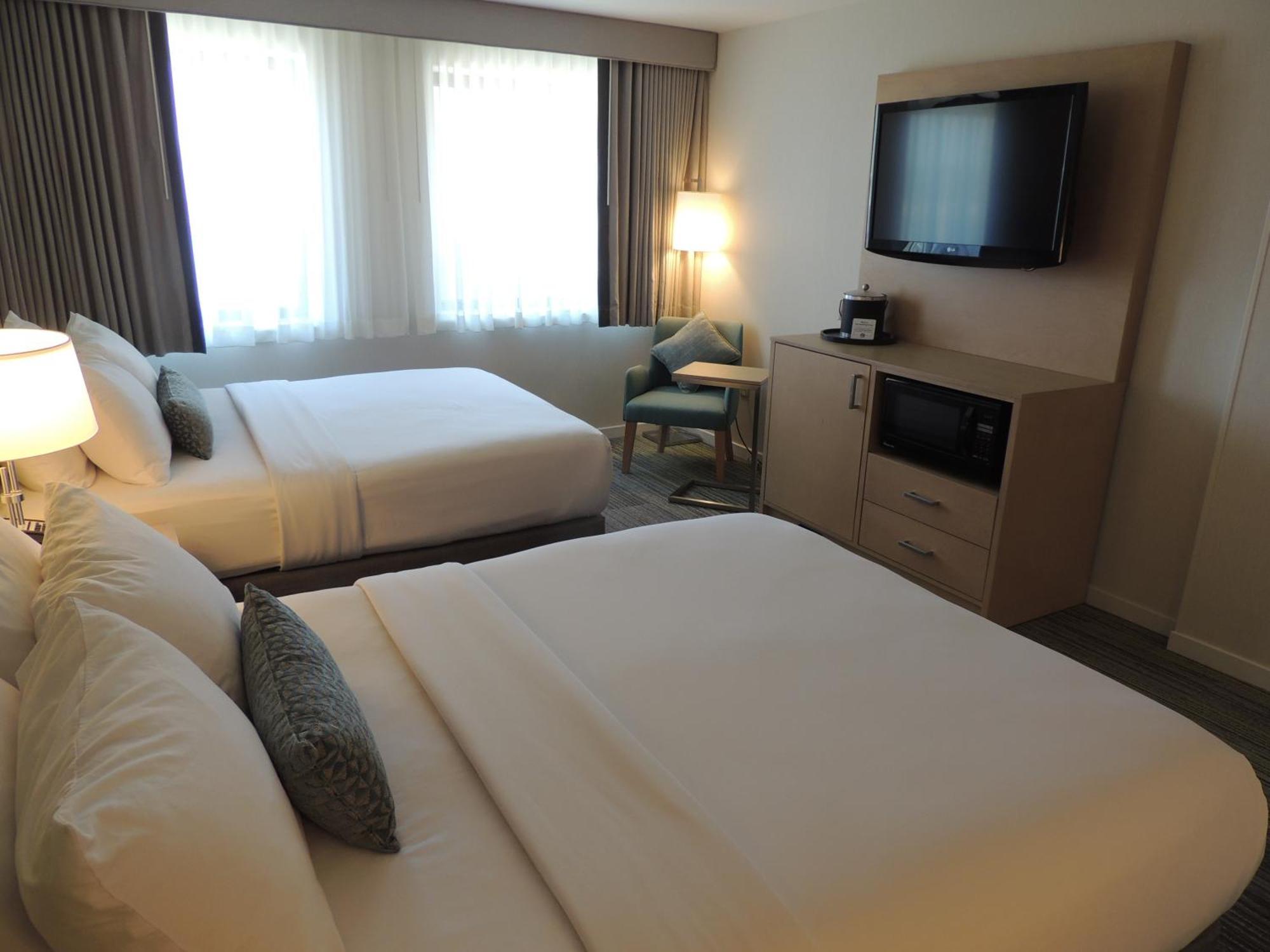 Deluxe Two Queen Room