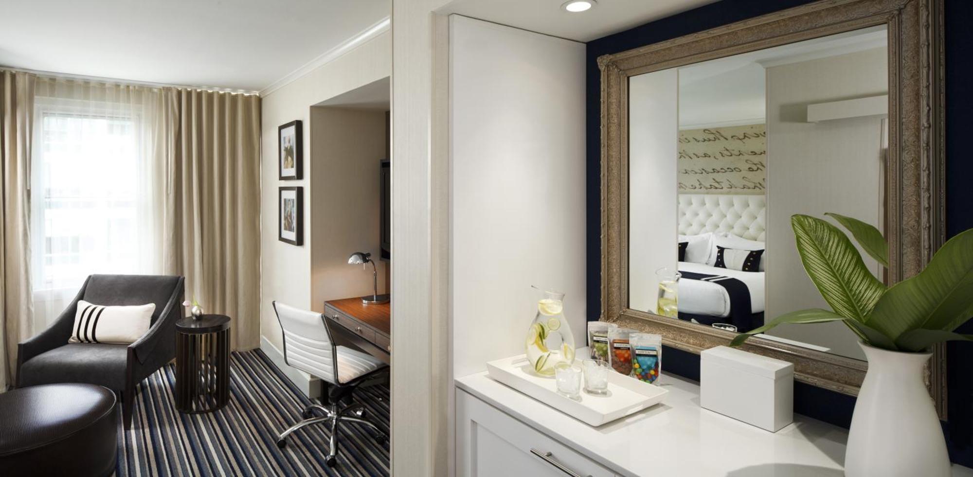 Premium Queen Room Two Queens One Sofa Bed