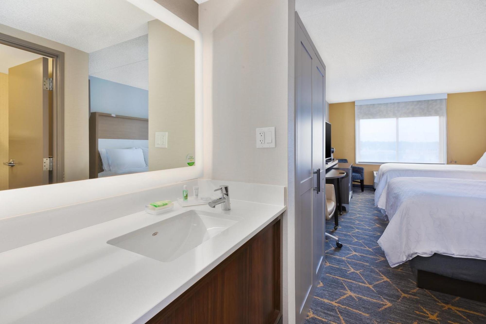 Standard Room Two Queen Beds