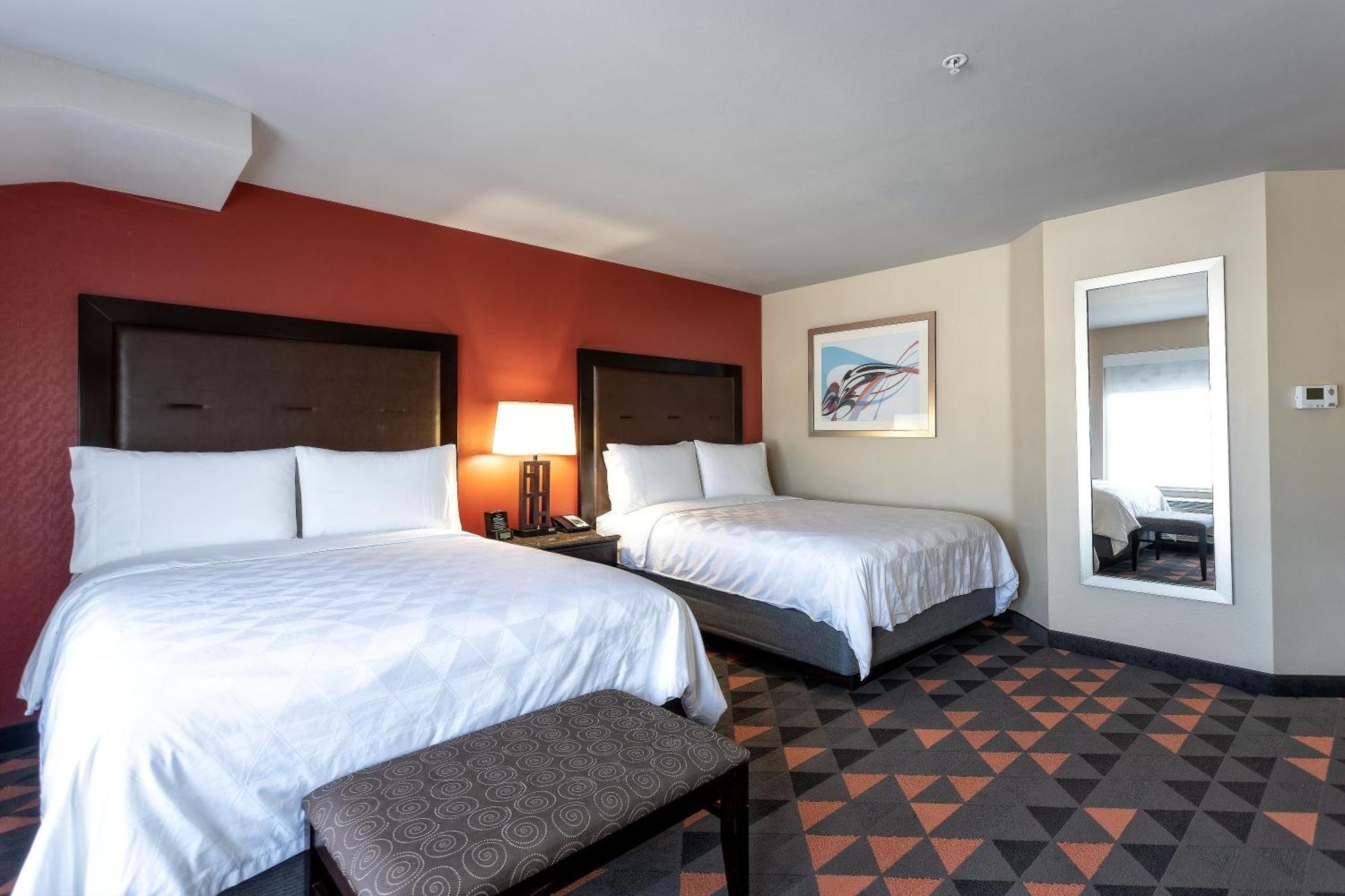 Standard Queen Room Two Queen Beds Communications Accessible