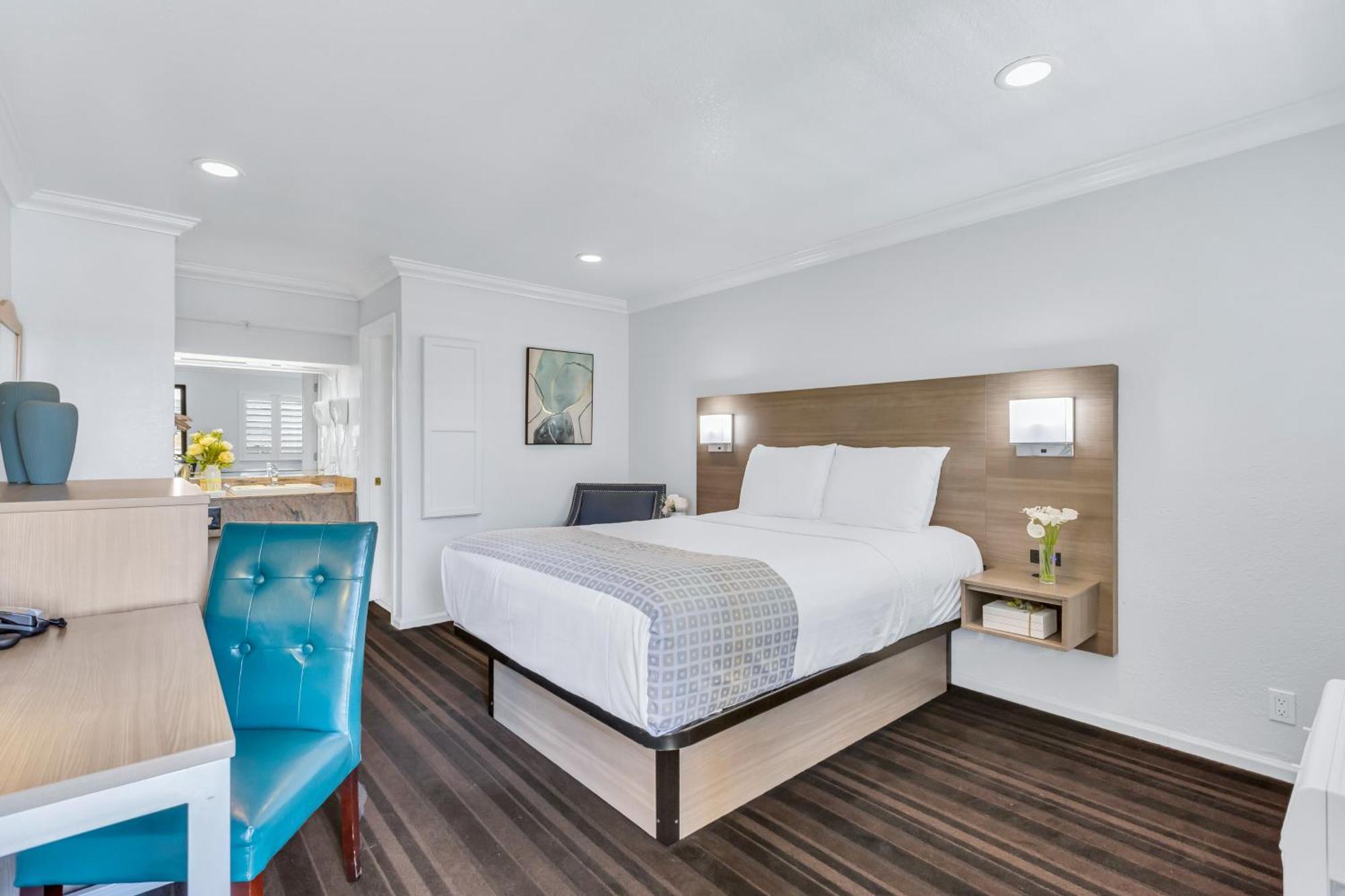 Queen Bed Non-Smoking