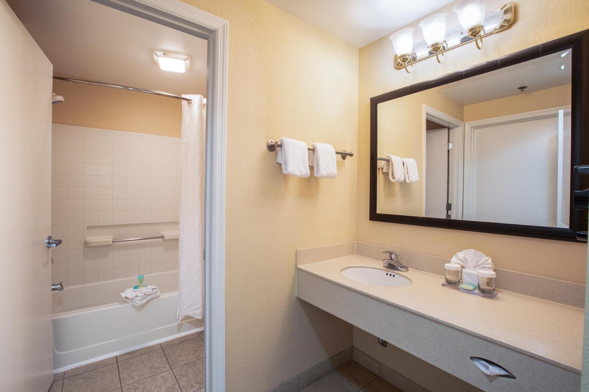 Executive Queen Room