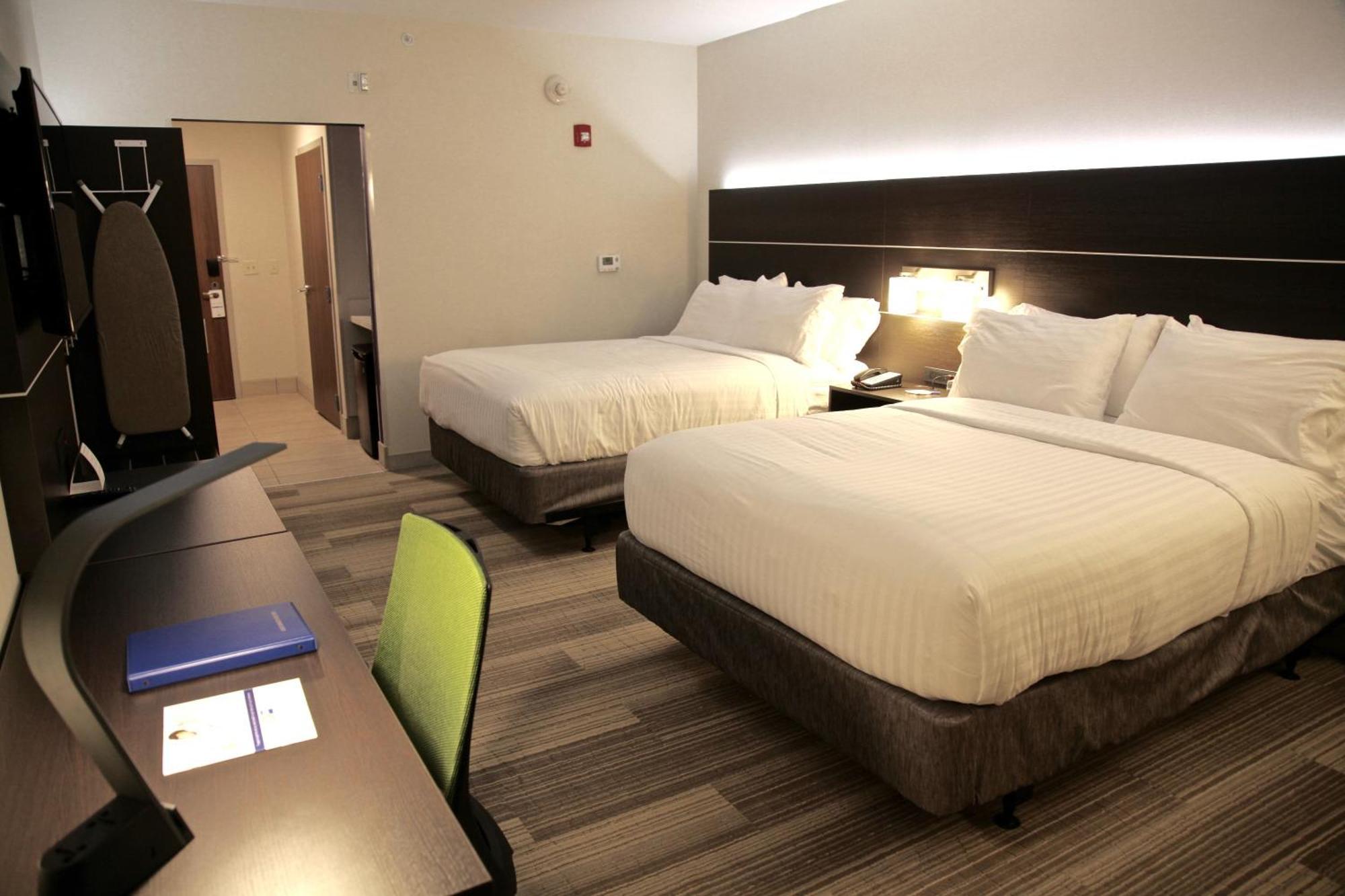 Standard Room Two Queen Beds