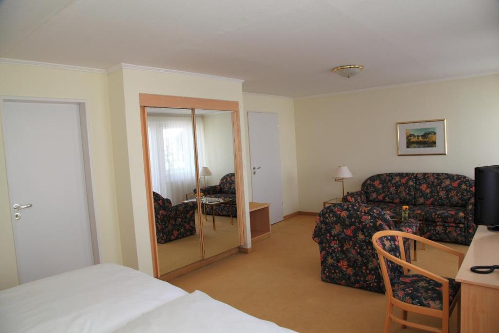 Double Room Bath