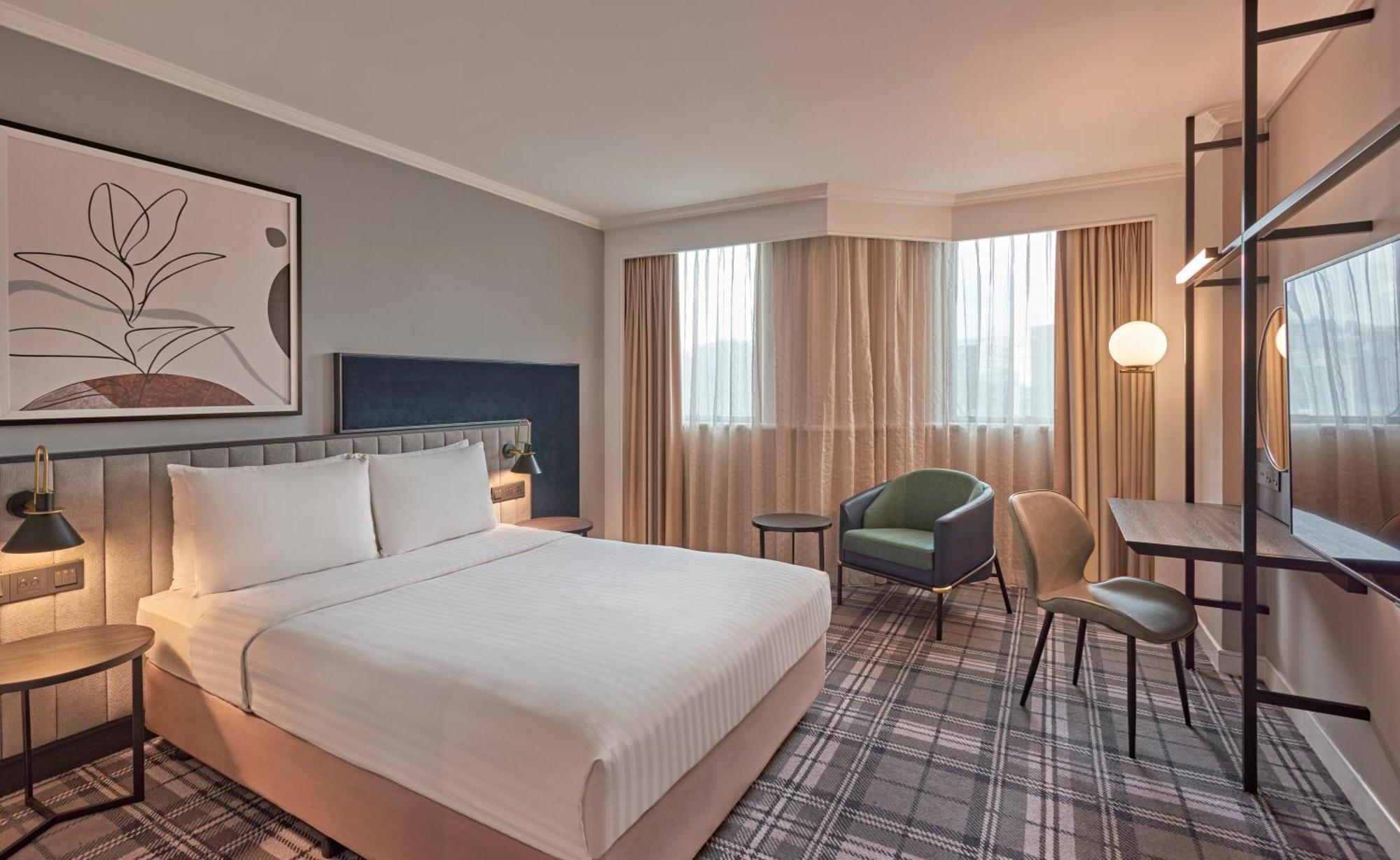 Deluxe Double or Twin Room