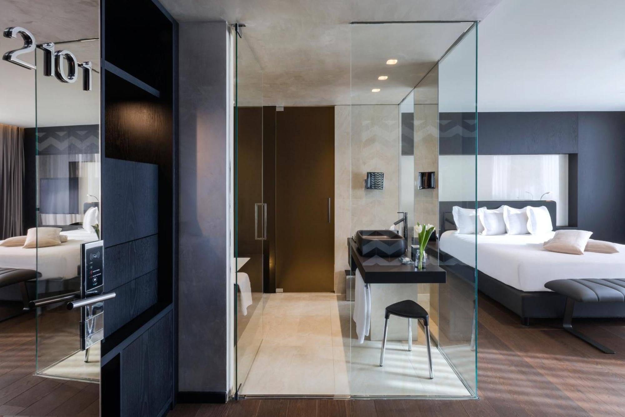 Superior Double or Twin Room City View