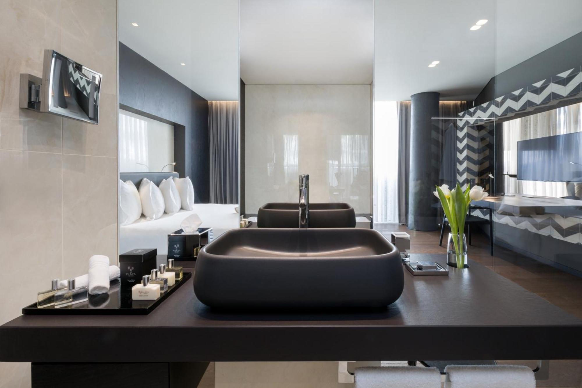 Superior Double or Twin Room City View