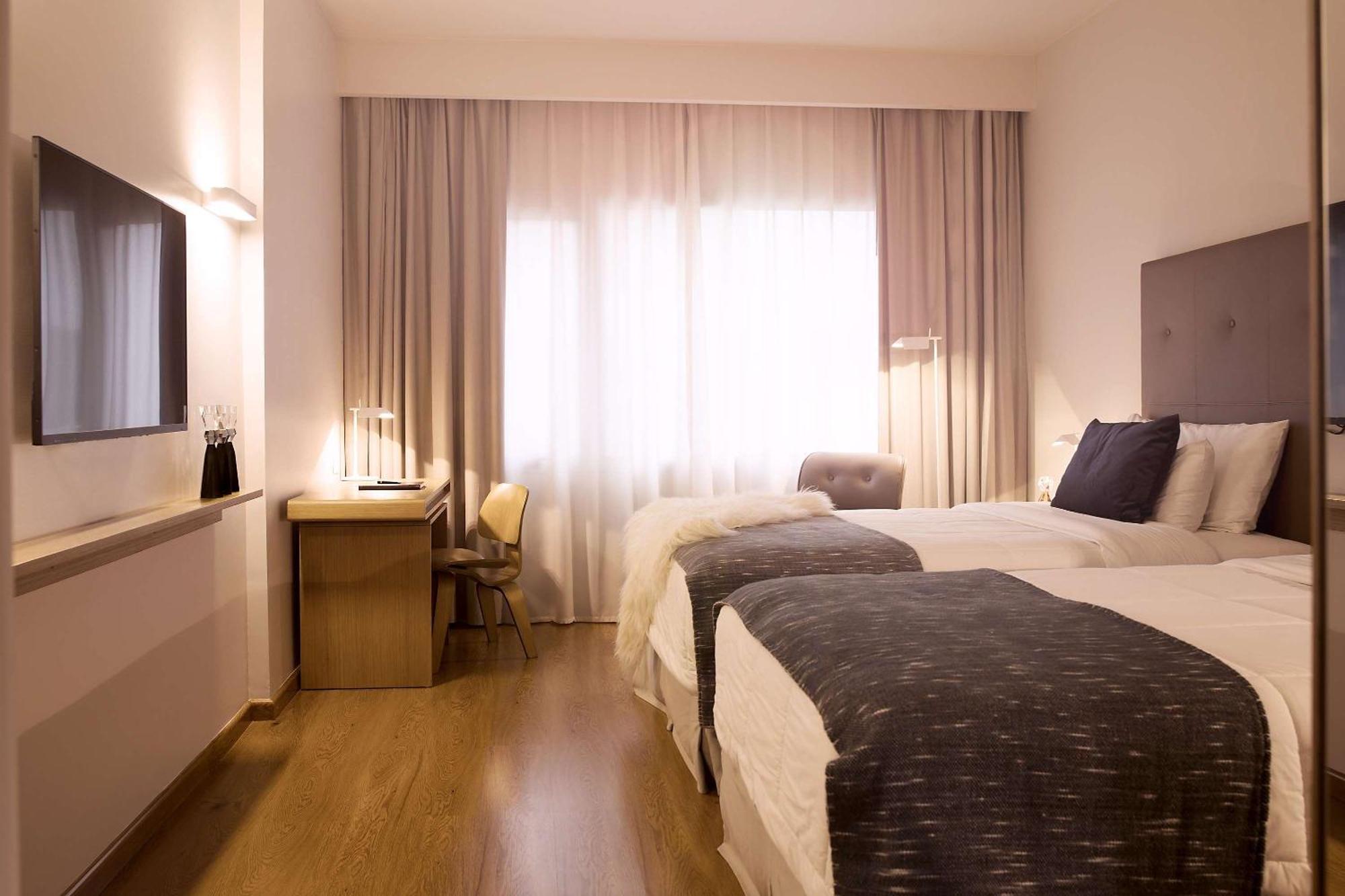 Quarto Superior com 2 Camas de Solteiro - Não Fumantes