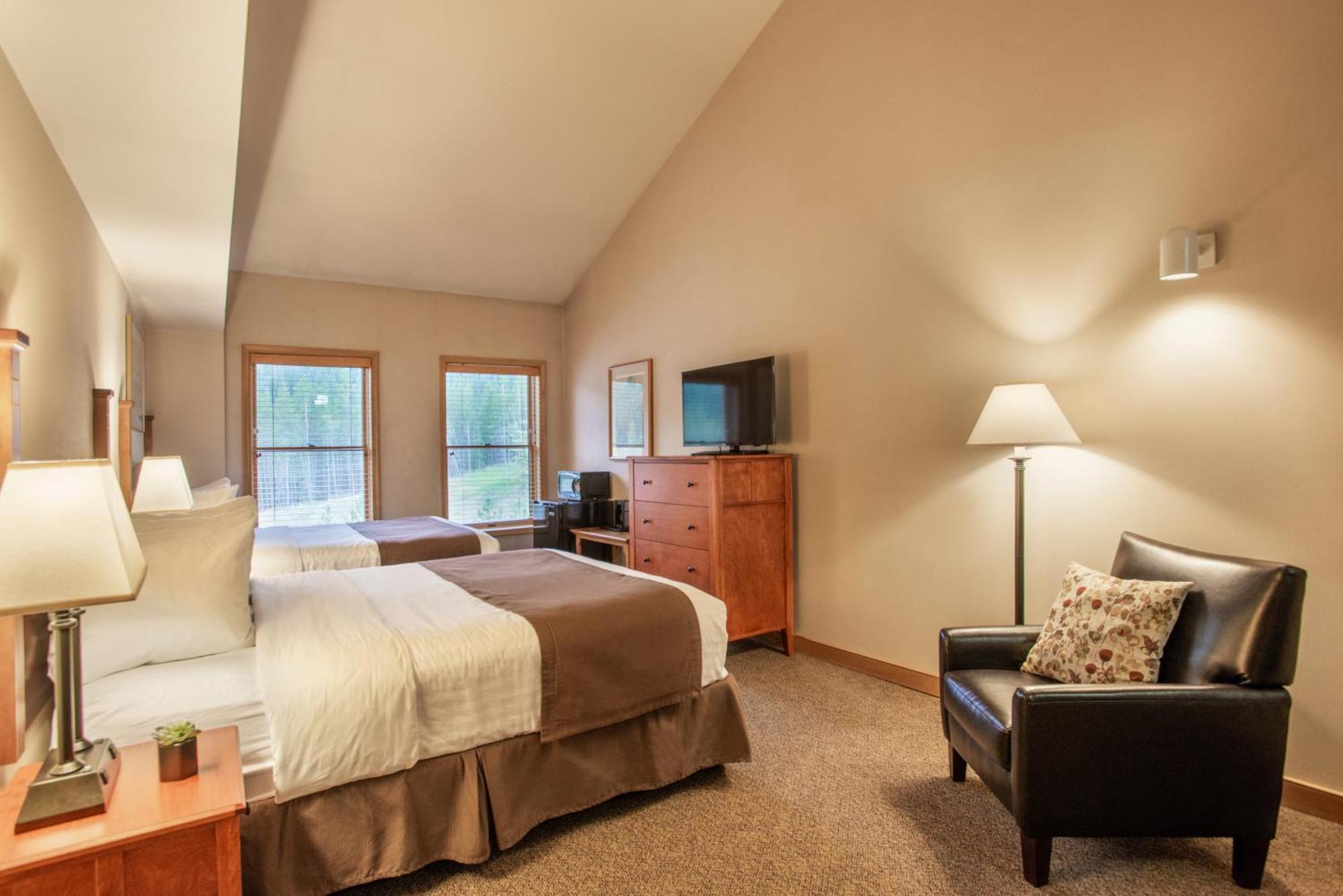 Queen Room Two Queen Beds