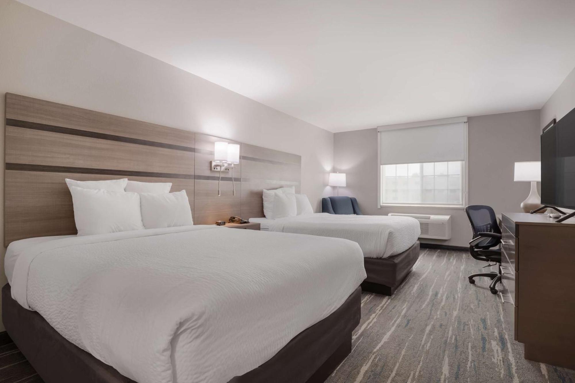 Queen Room Two Queen Beds