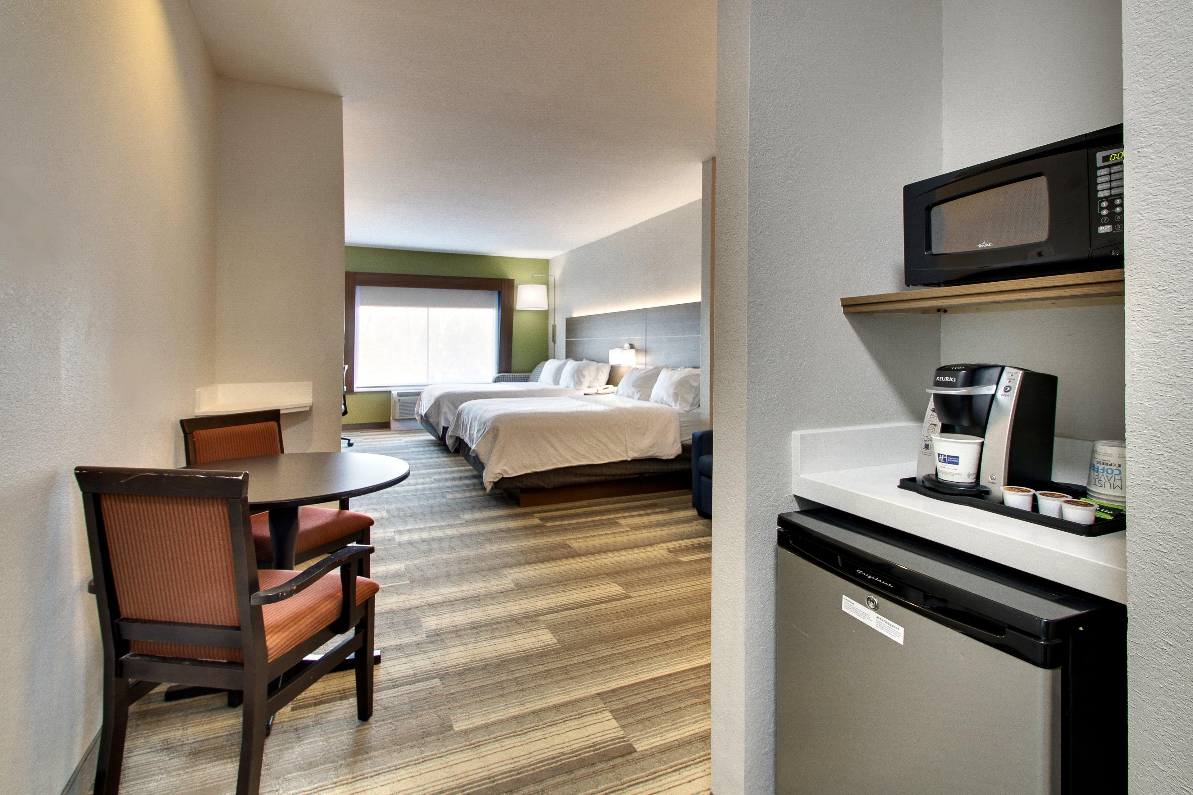 Suite Two Queen Beds