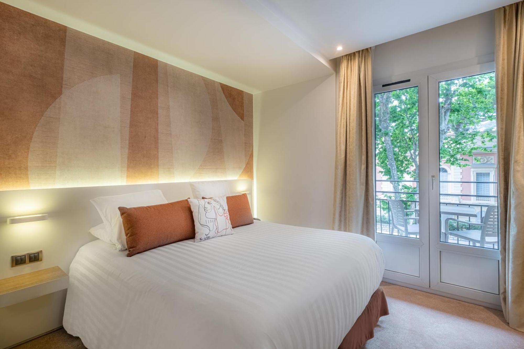 Superior Queen Room