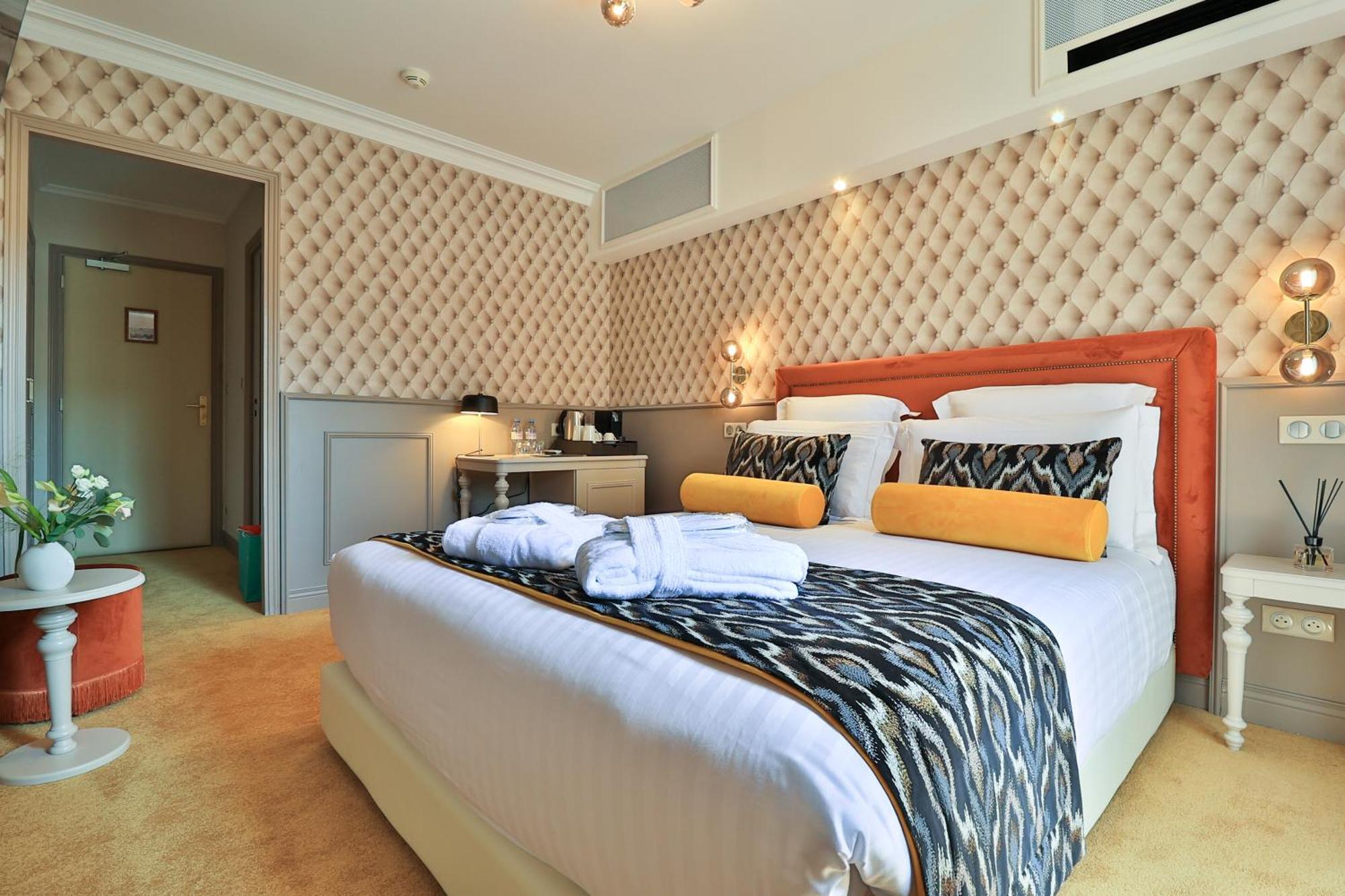 Double Room Garden View