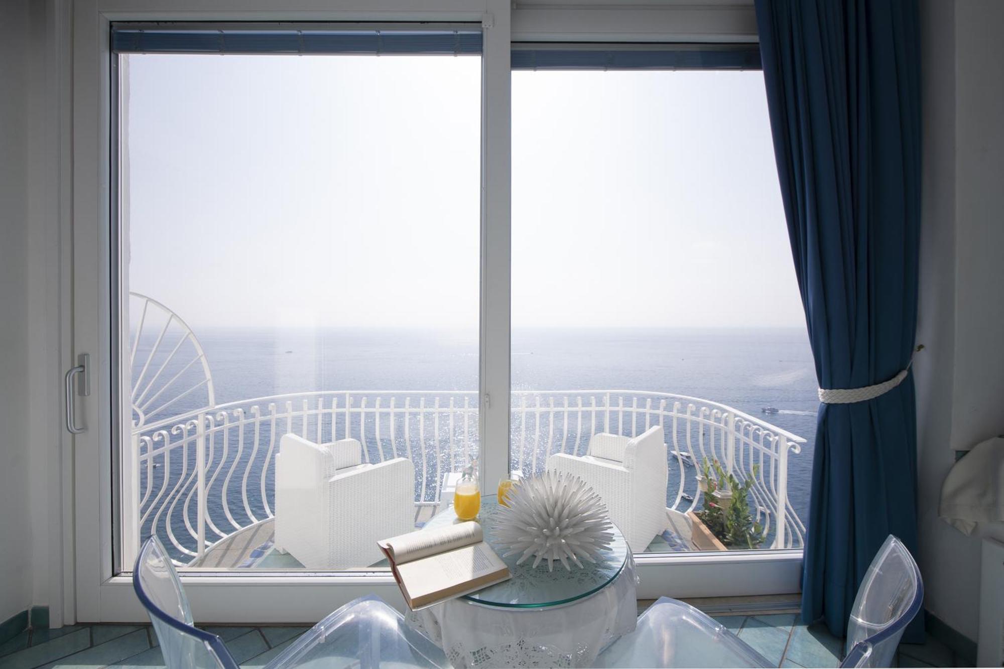 Junior Suite Sea View Spa Bath