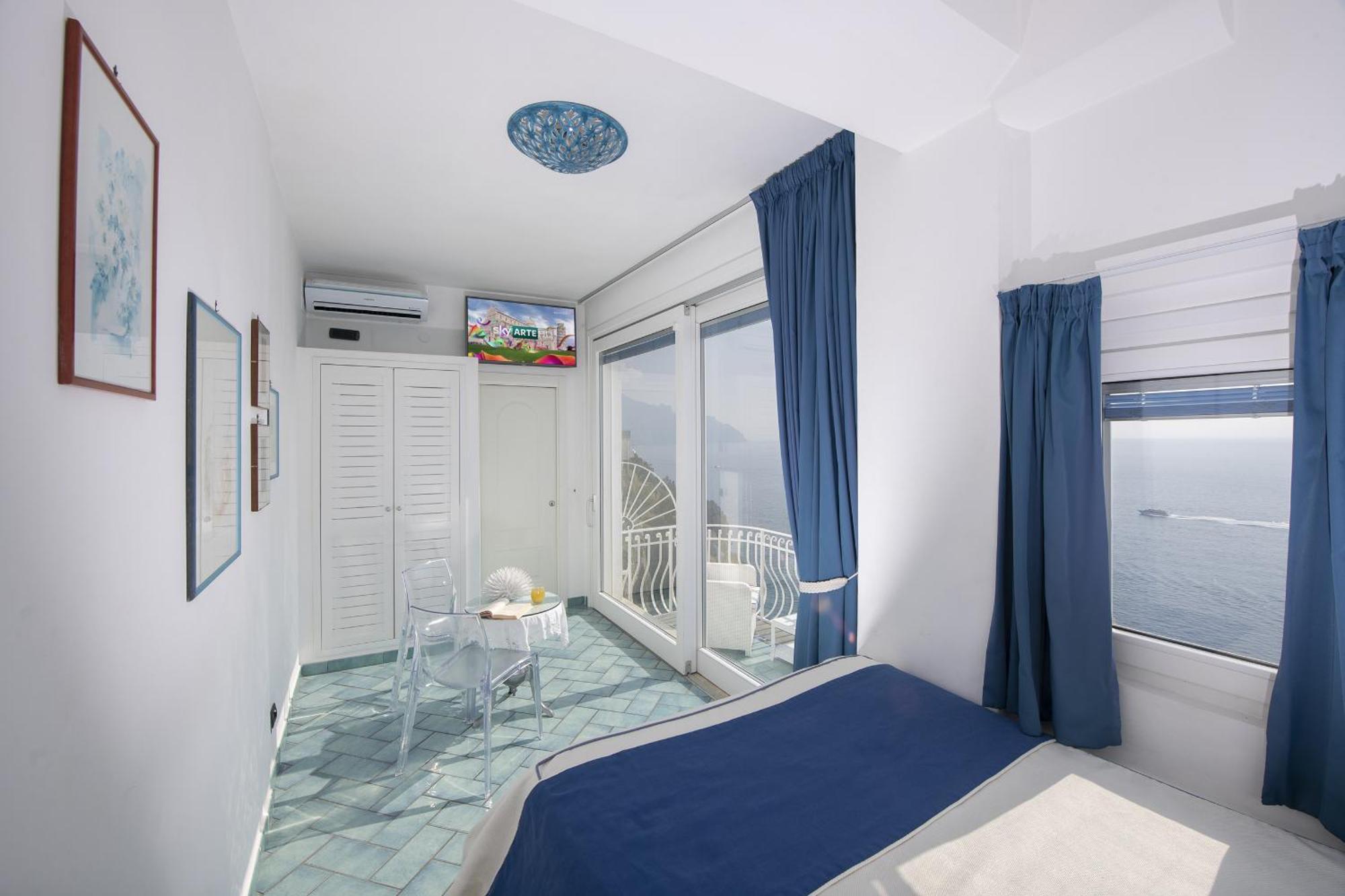 Junior Suite Sea View Spa Bath