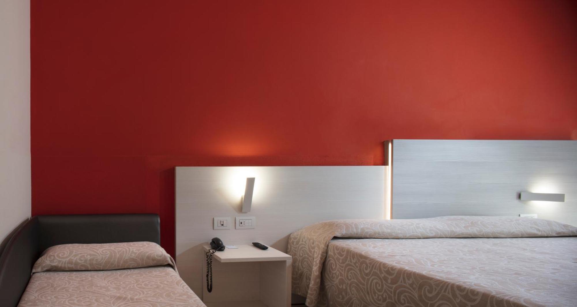Comfort Triple Room