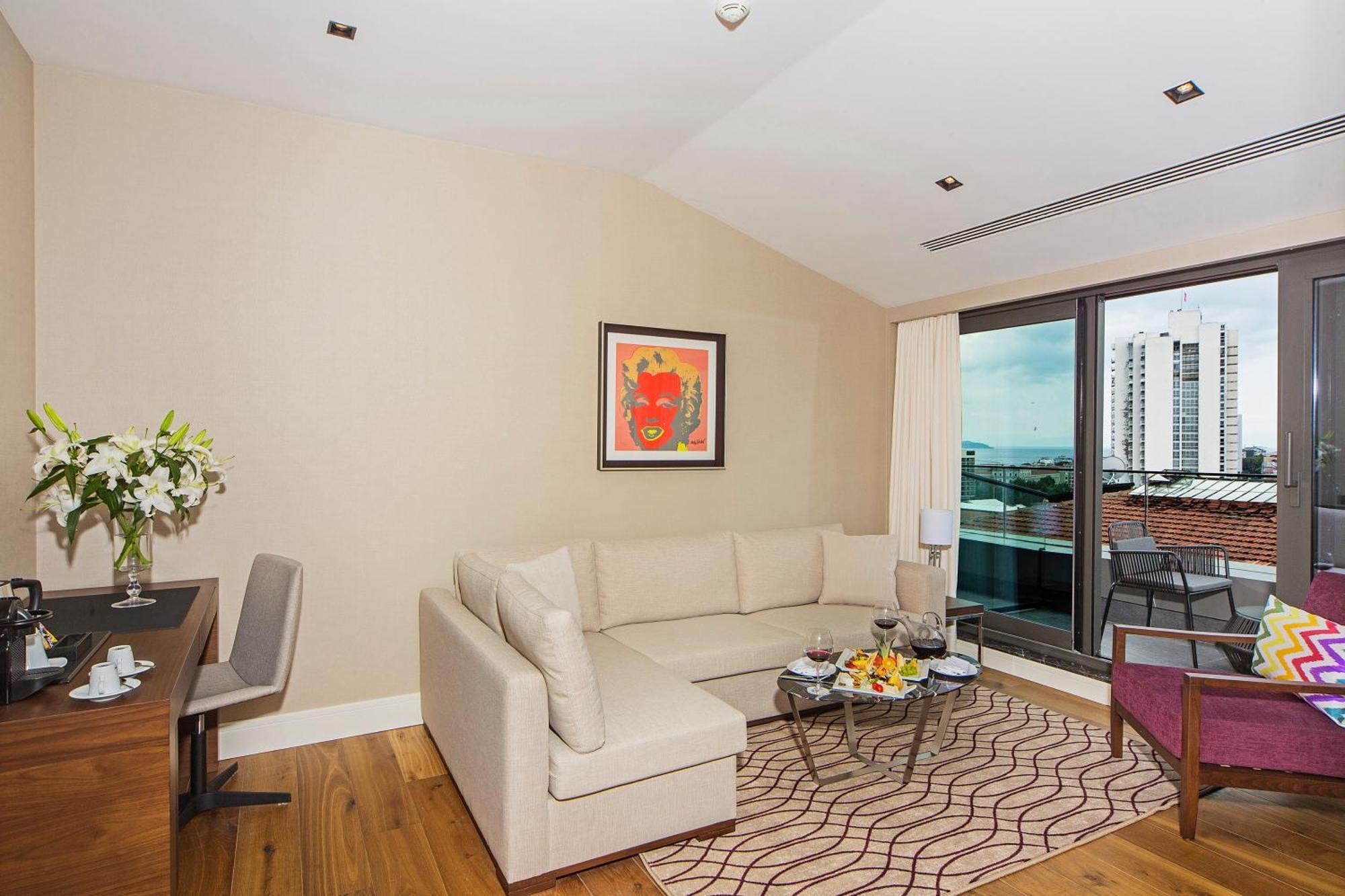 Golden Horn Suite Bosphorus View