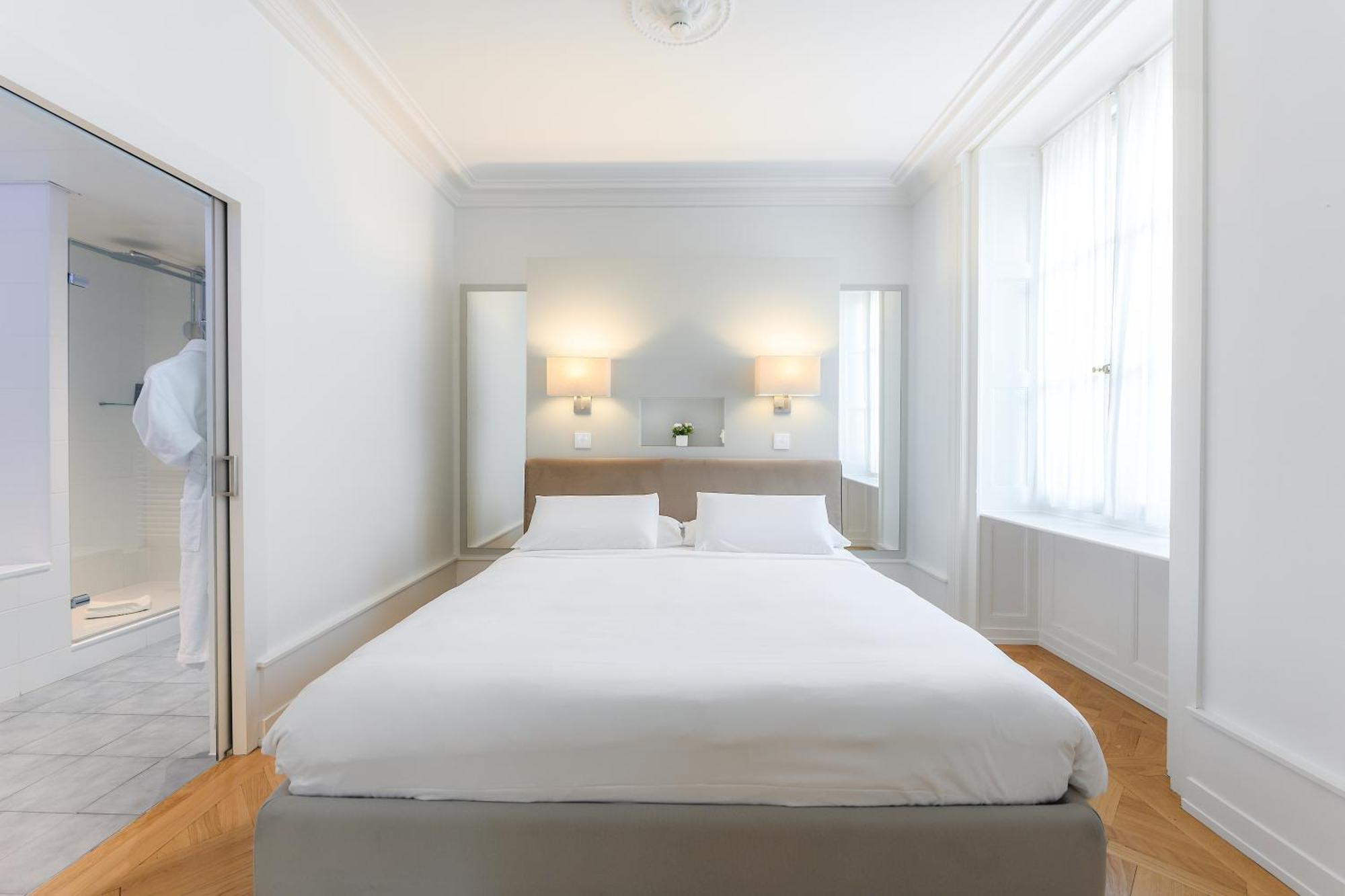 Two-Bedroom Apartment Air-conditioned 100 sqm,1447799569:JPEG