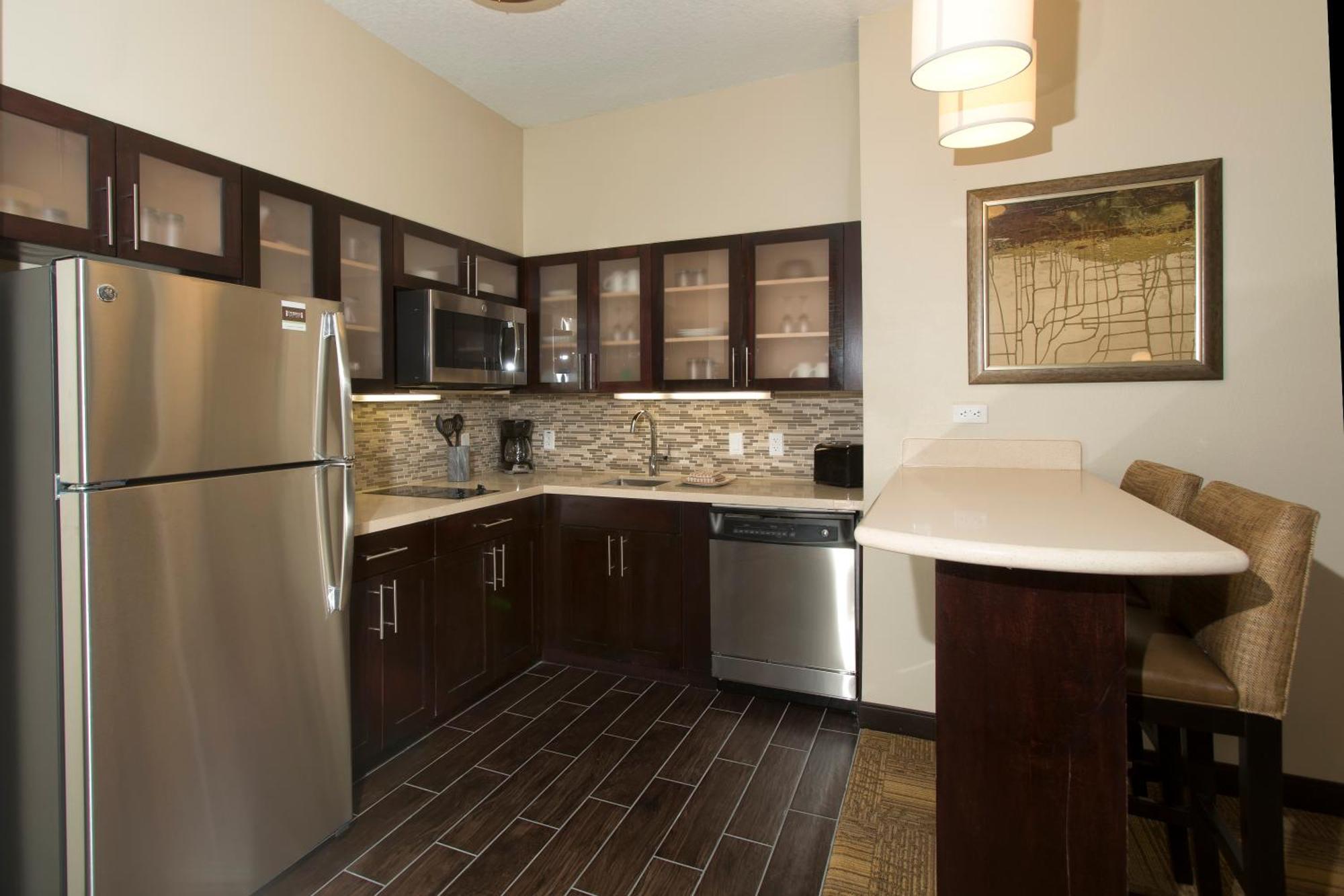 One-Bedroom King Suite,1448562712:JPEG