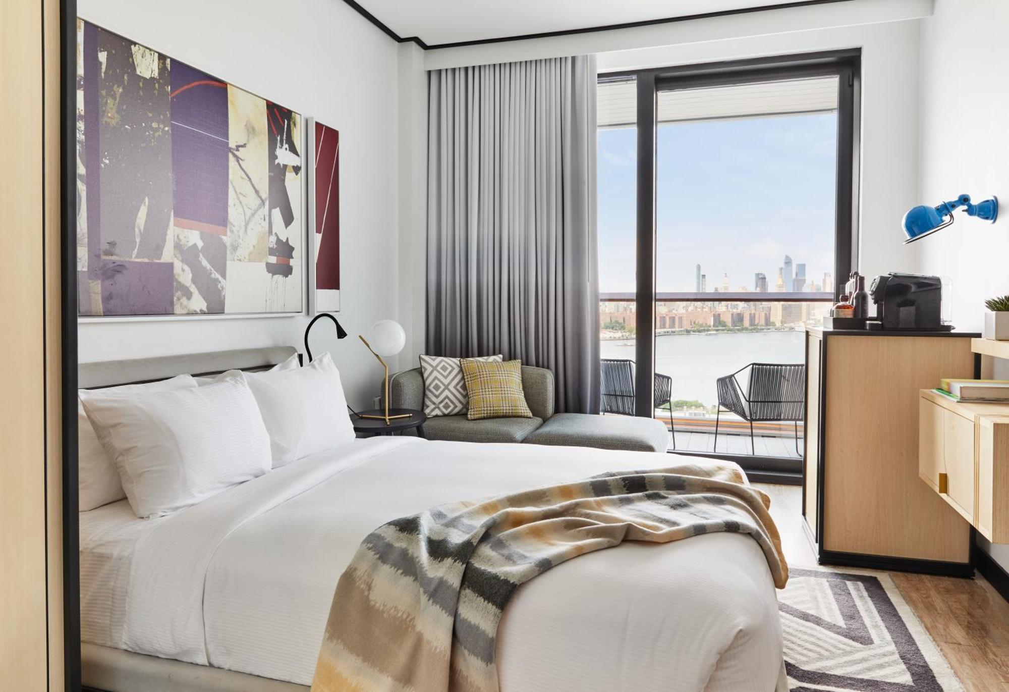 Suite Queen Gotham com Varanda