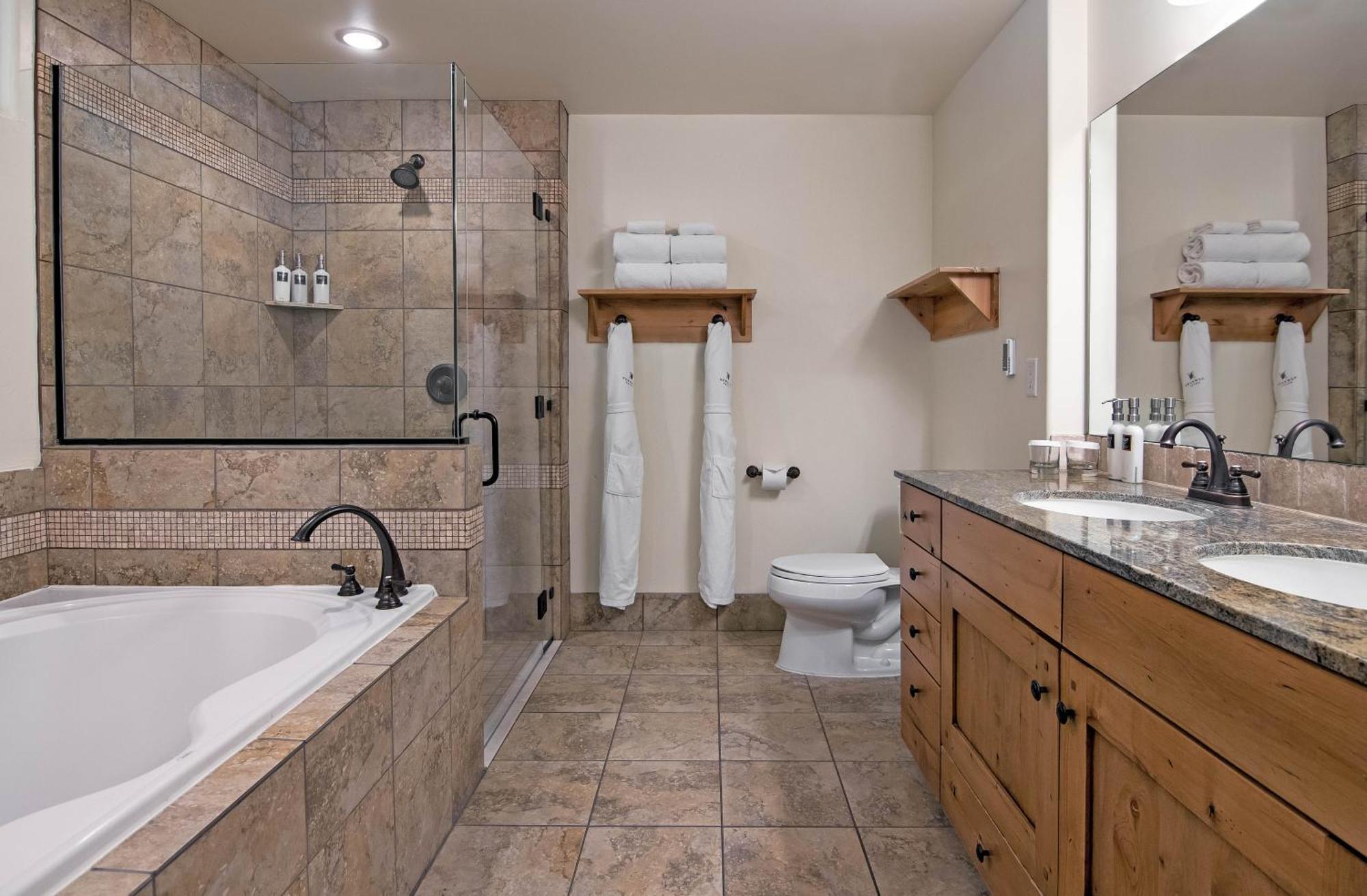 One-Bedroom Suite