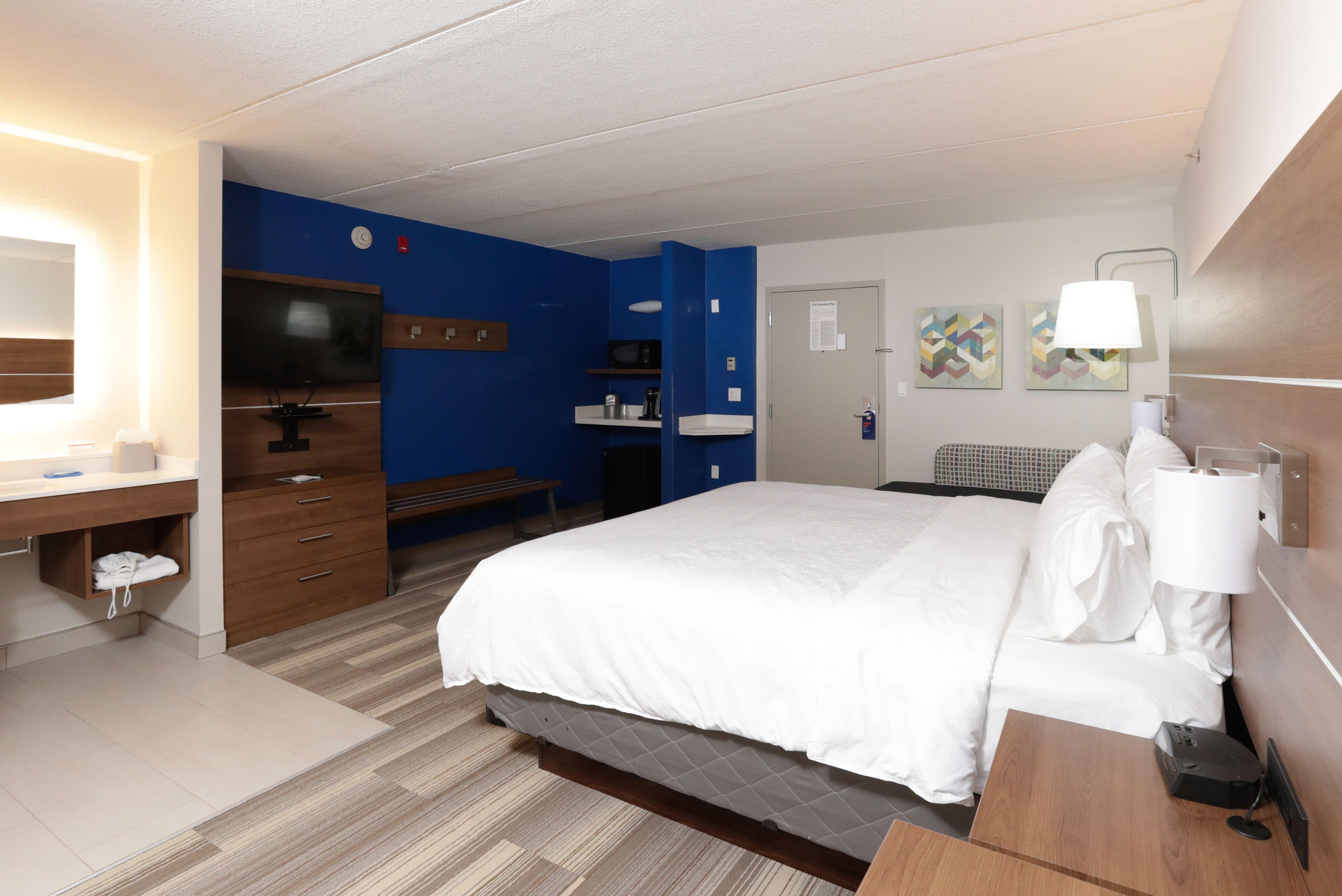 Standard King Room