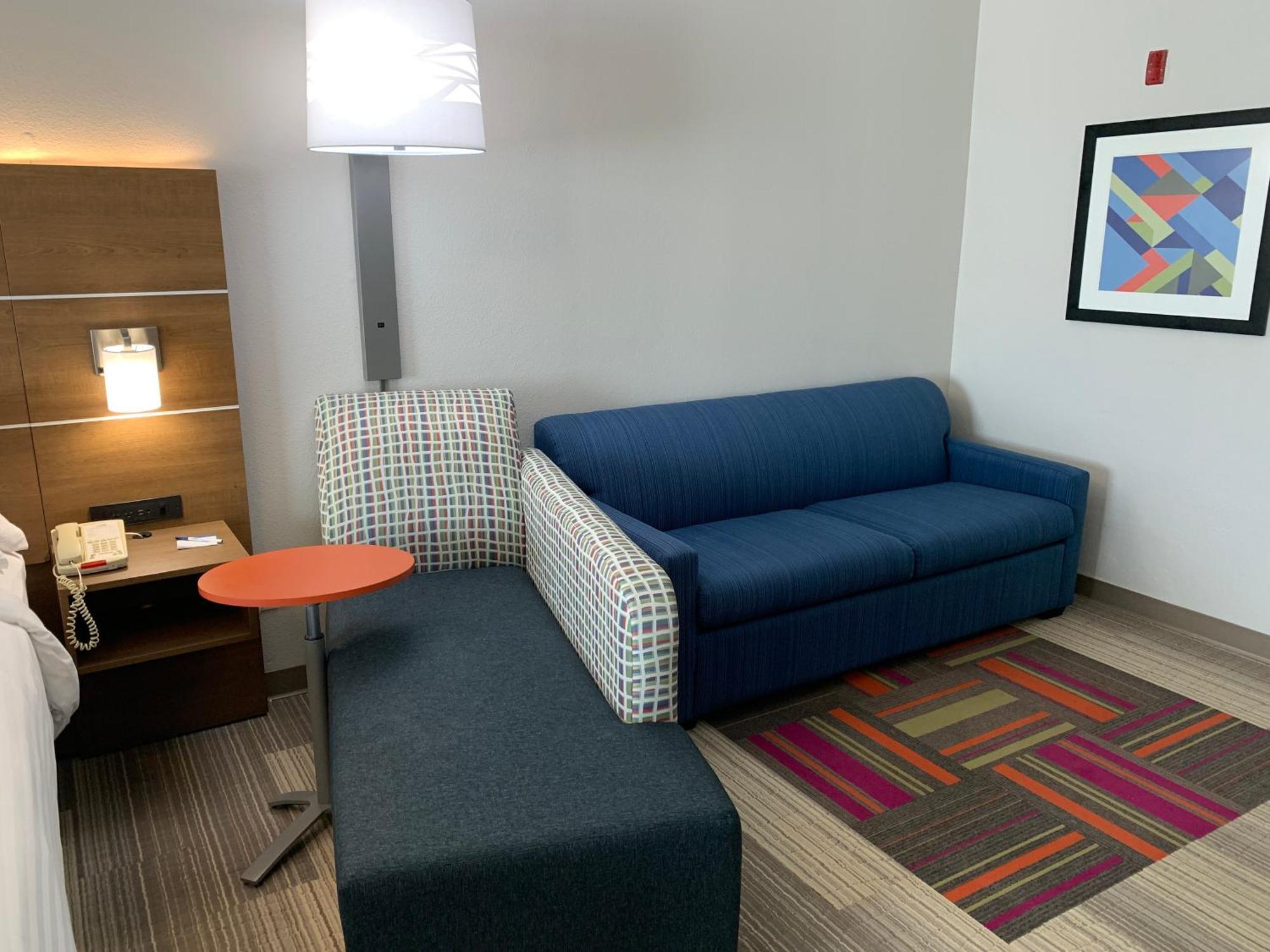 King Suite Sofa Bed Non-Smoking
