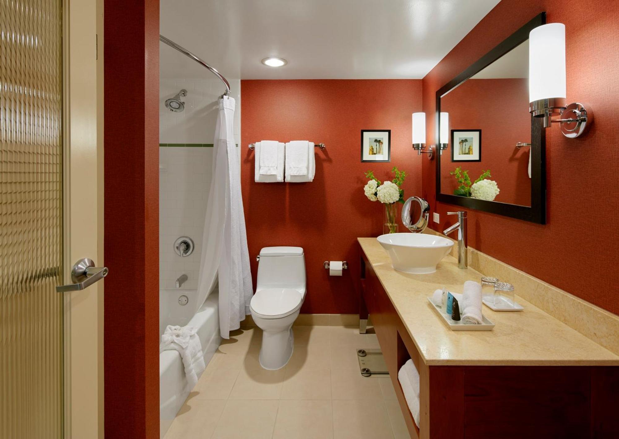 Standard King Room